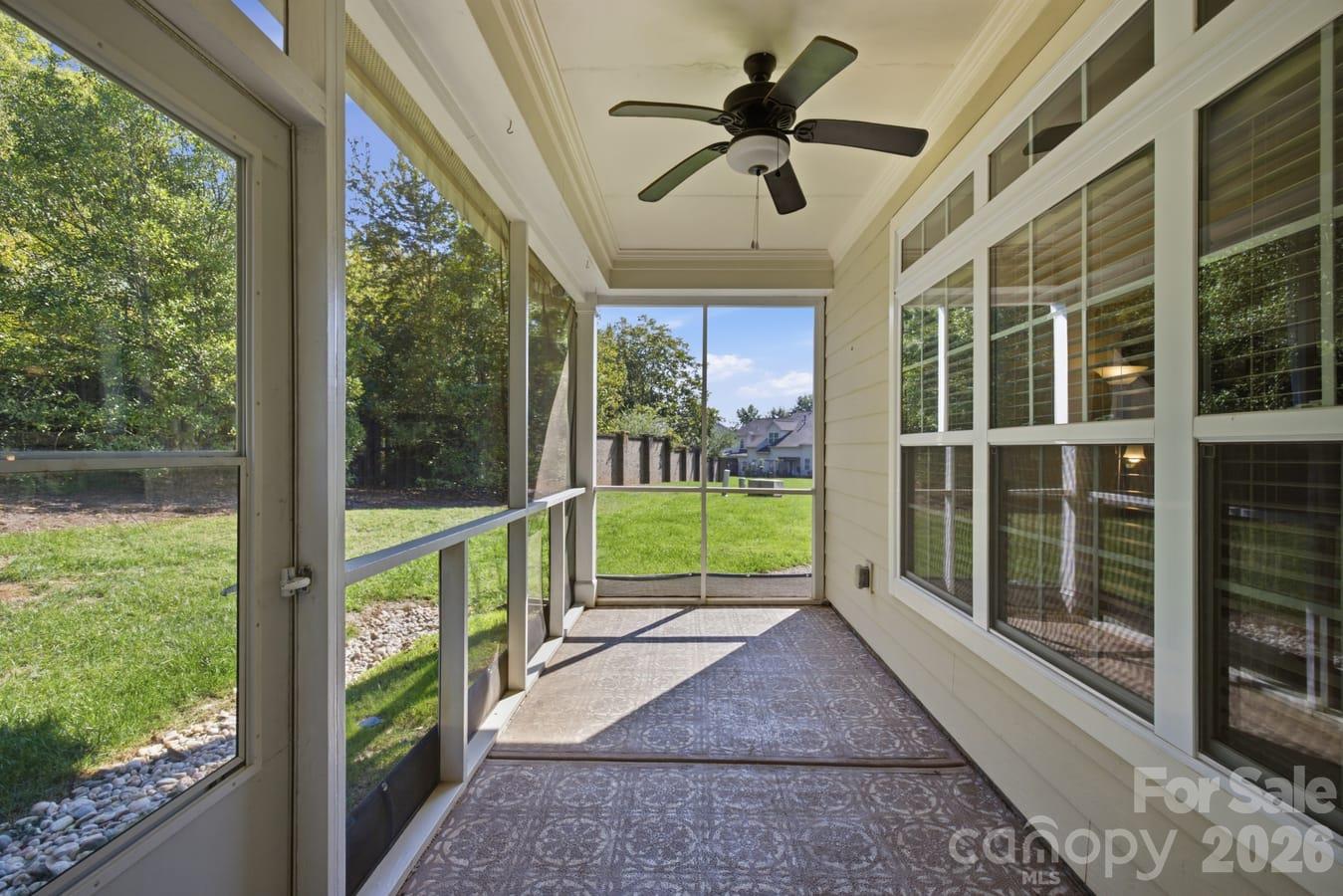 Townhouse at 8424 Loxton Circle, Charlotte, photo 5 of 48