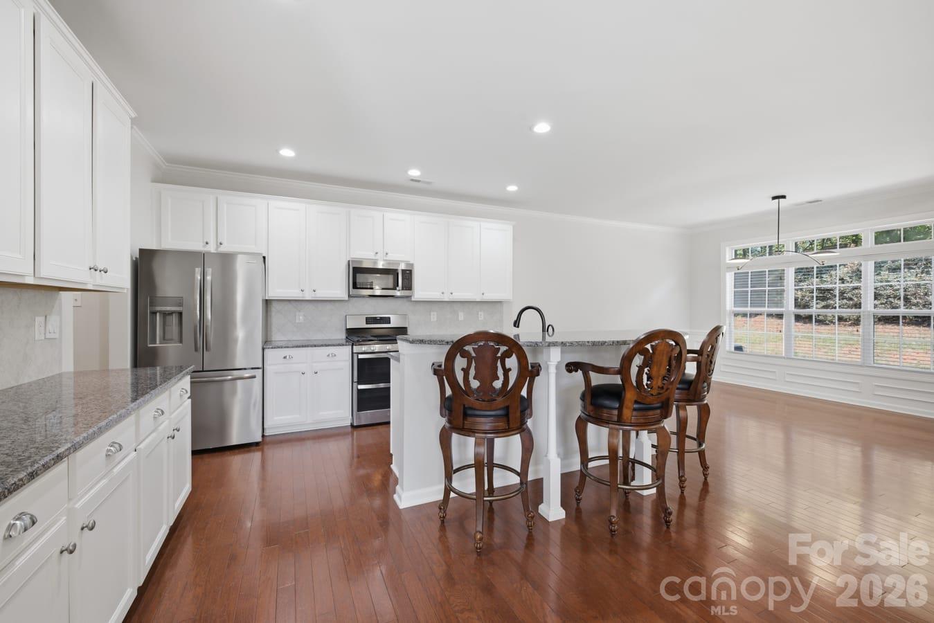 Townhouse at 8424 Loxton Circle, Charlotte, photo 10 of 48