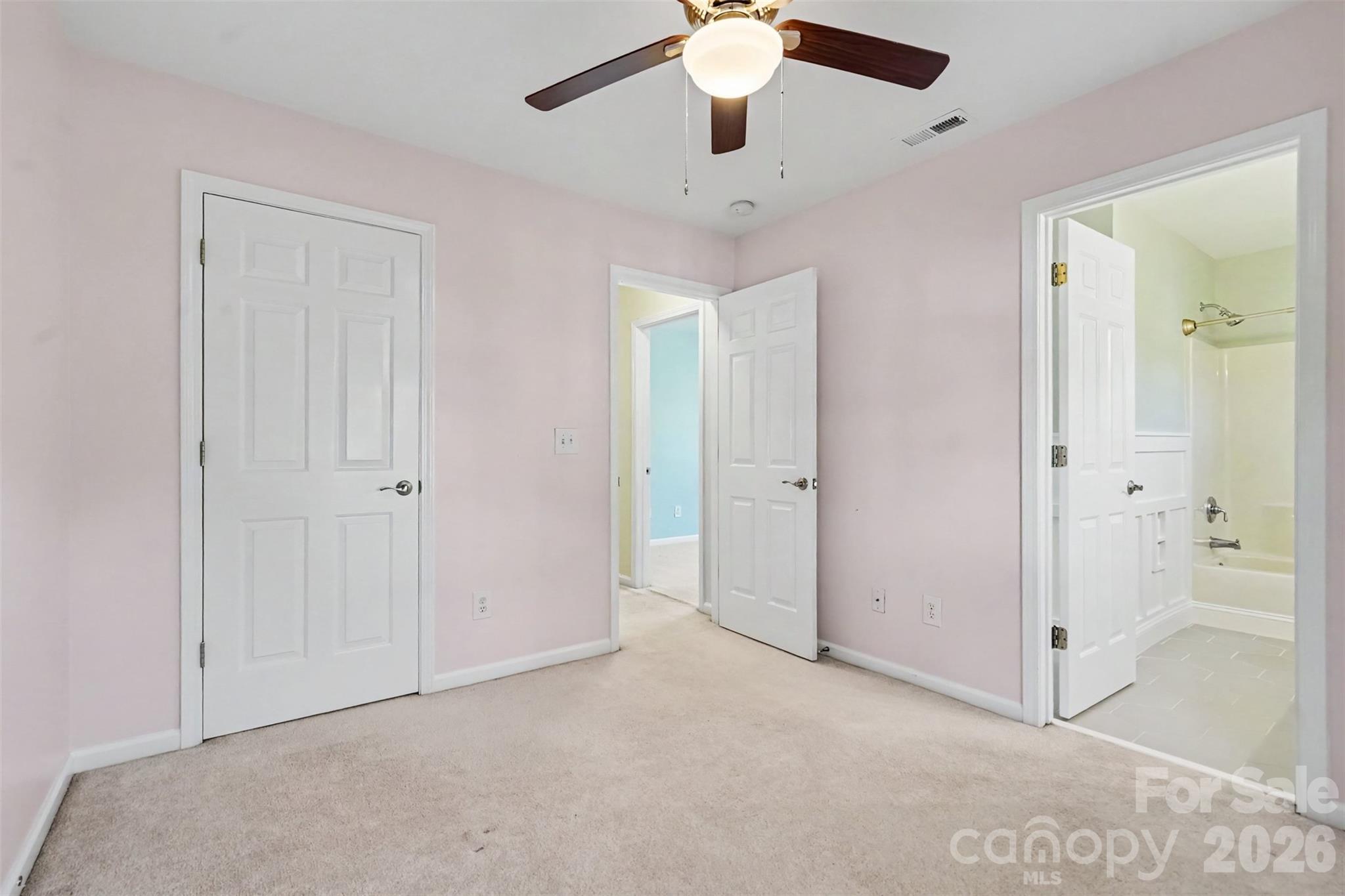 Secondary br with Jack and Jill bath - 4104 Bamborough Drive, Fort Mill