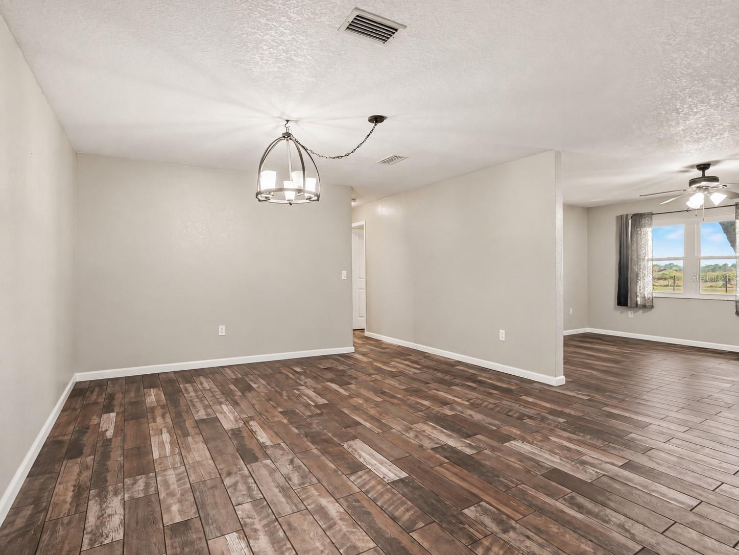 Single Family Residence at 9585 SHRECK RD, BARTOW, photo 10 of 22