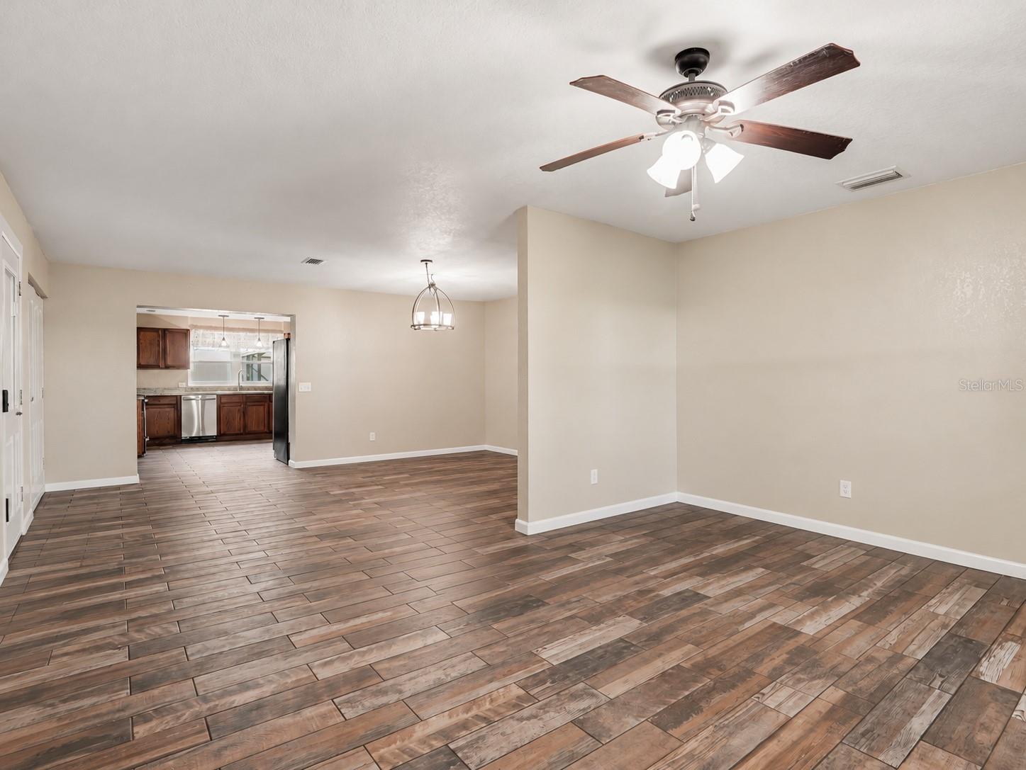 Single Family Residence at 9585 SHRECK RD, BARTOW, photo 11 of 22