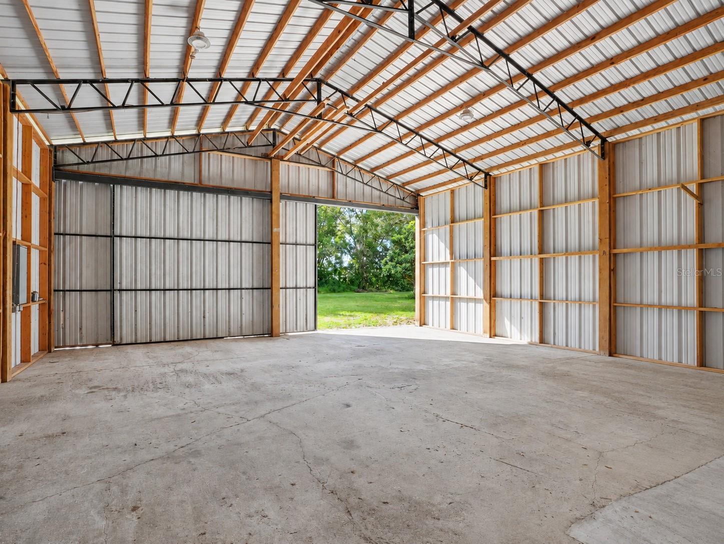 Single Family Residence at 9585 SHRECK RD, BARTOW, photo 16 of 22