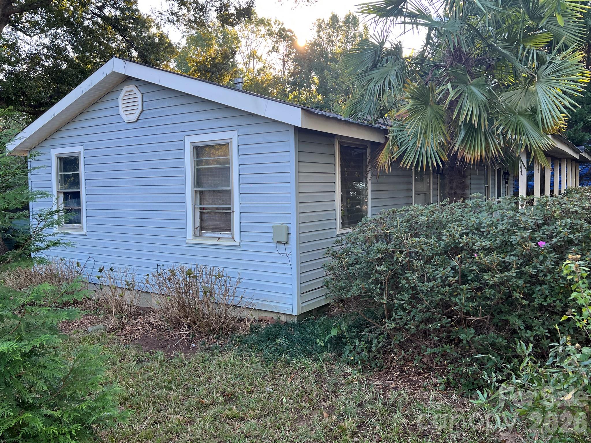 Single Family Residence at 5000 Wilgrove Mint Hill Road, Mint Hill, photo 8 of 22