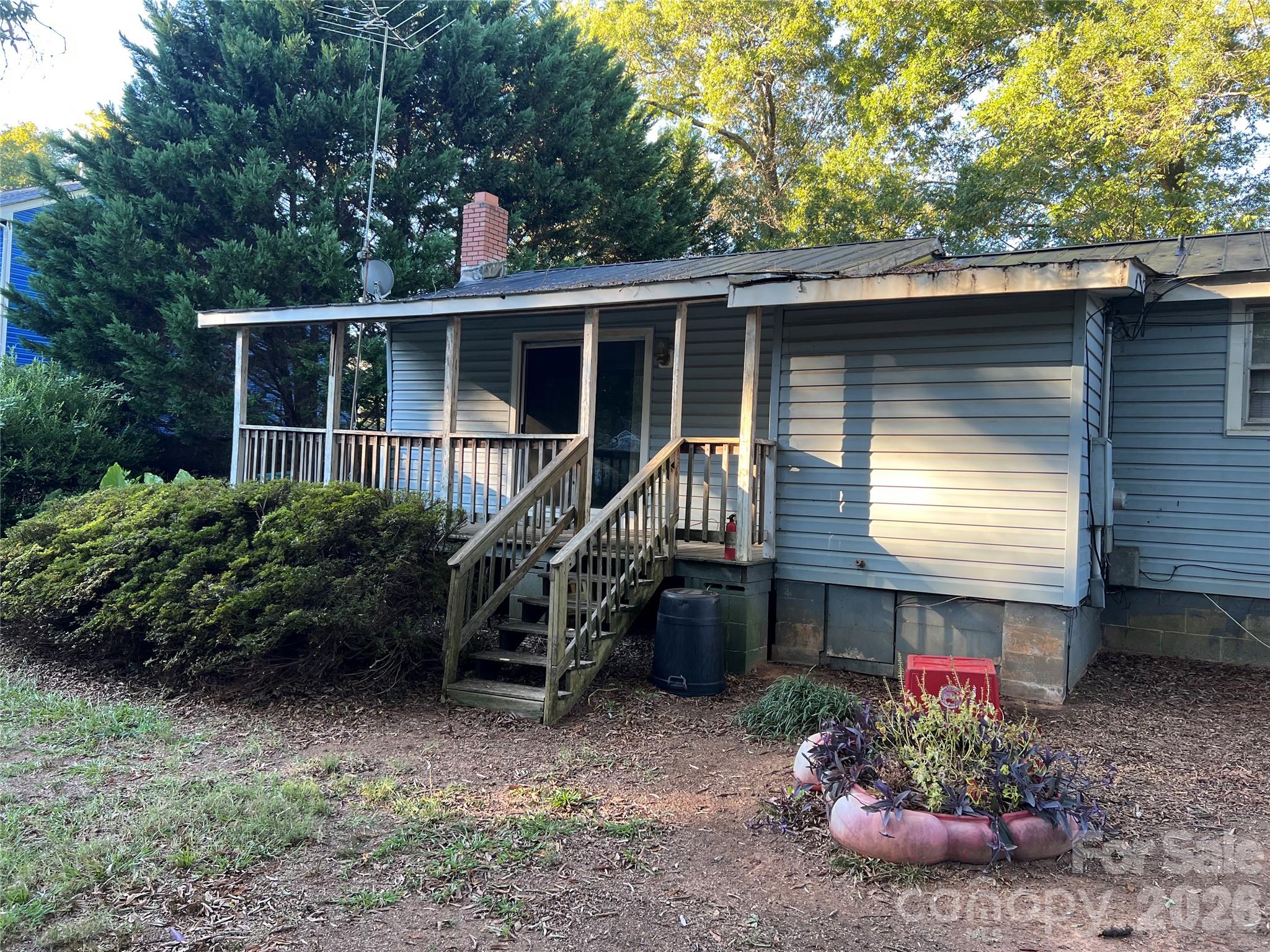 Single Family Residence at 5000 Wilgrove Mint Hill Road, Mint Hill, photo 10 of 22