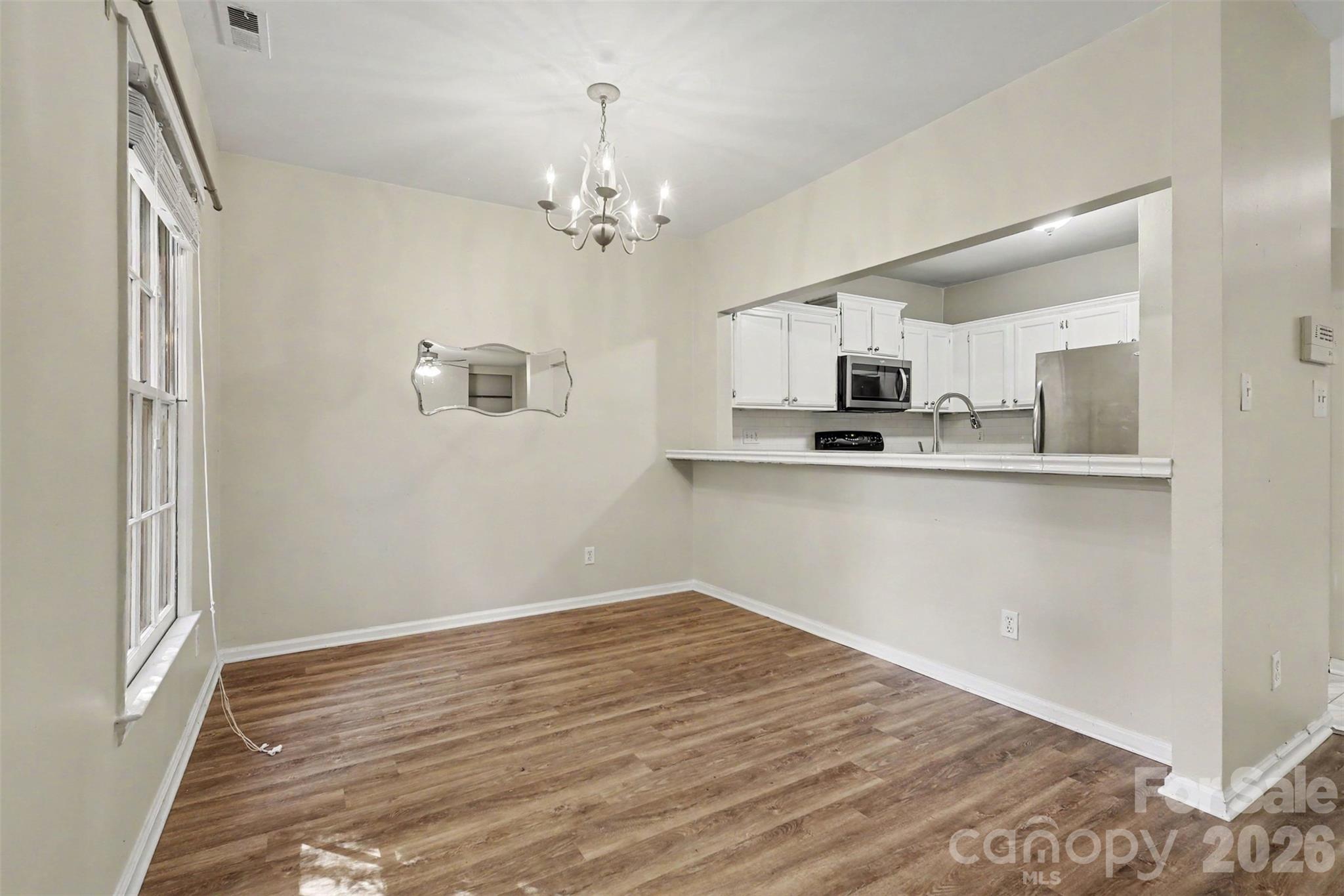 Condominium at 3200 Selwyn Farms Lane, Charlotte, photo 9 of 24