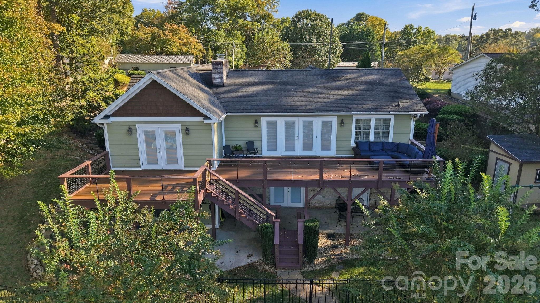 Single Family Residence at 1332 Lake Drive 9 Drive, Lexington, photo 26 of 35