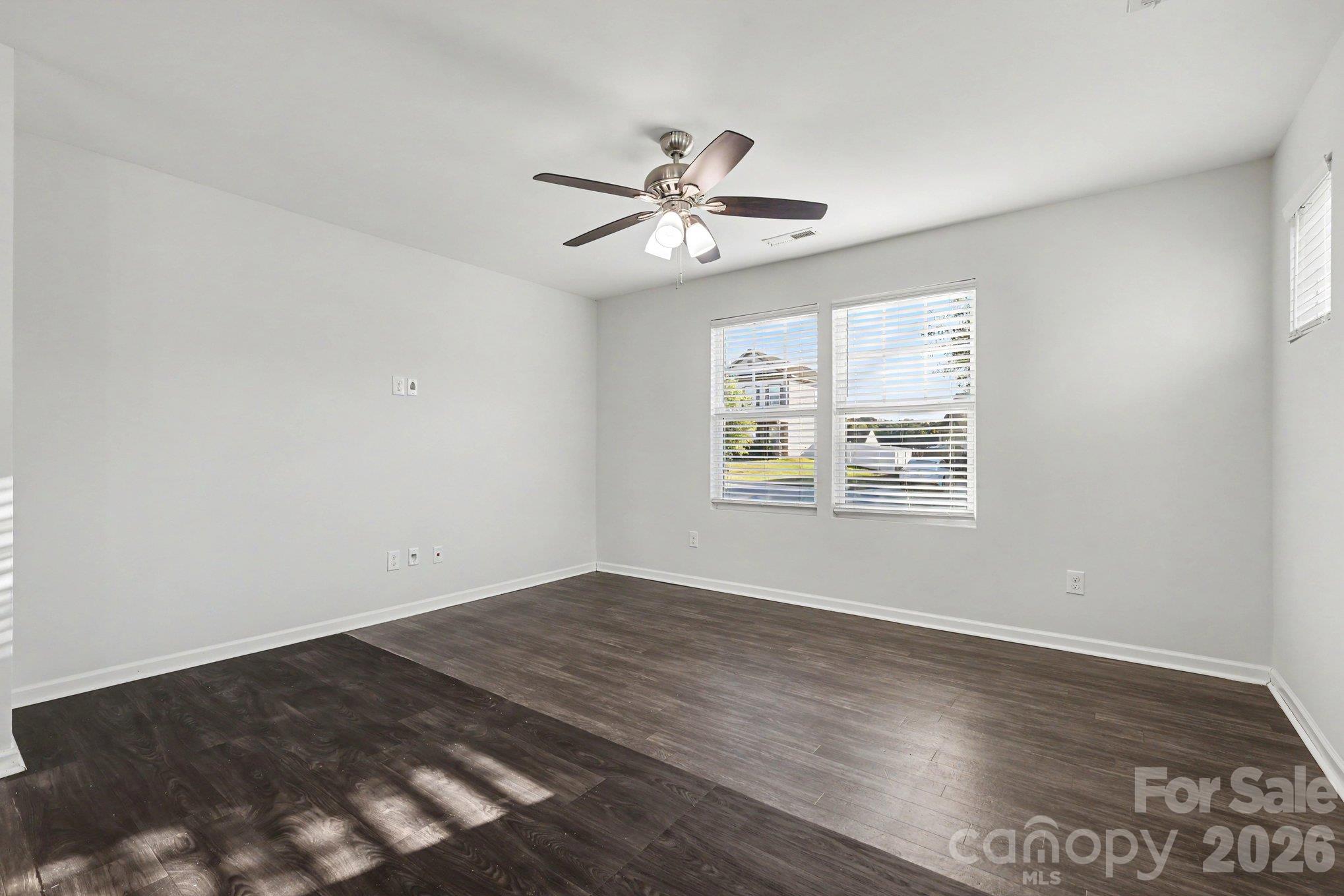 Single Family Residence at 229 Austen Lakes Drive, York, photo 4 of 19