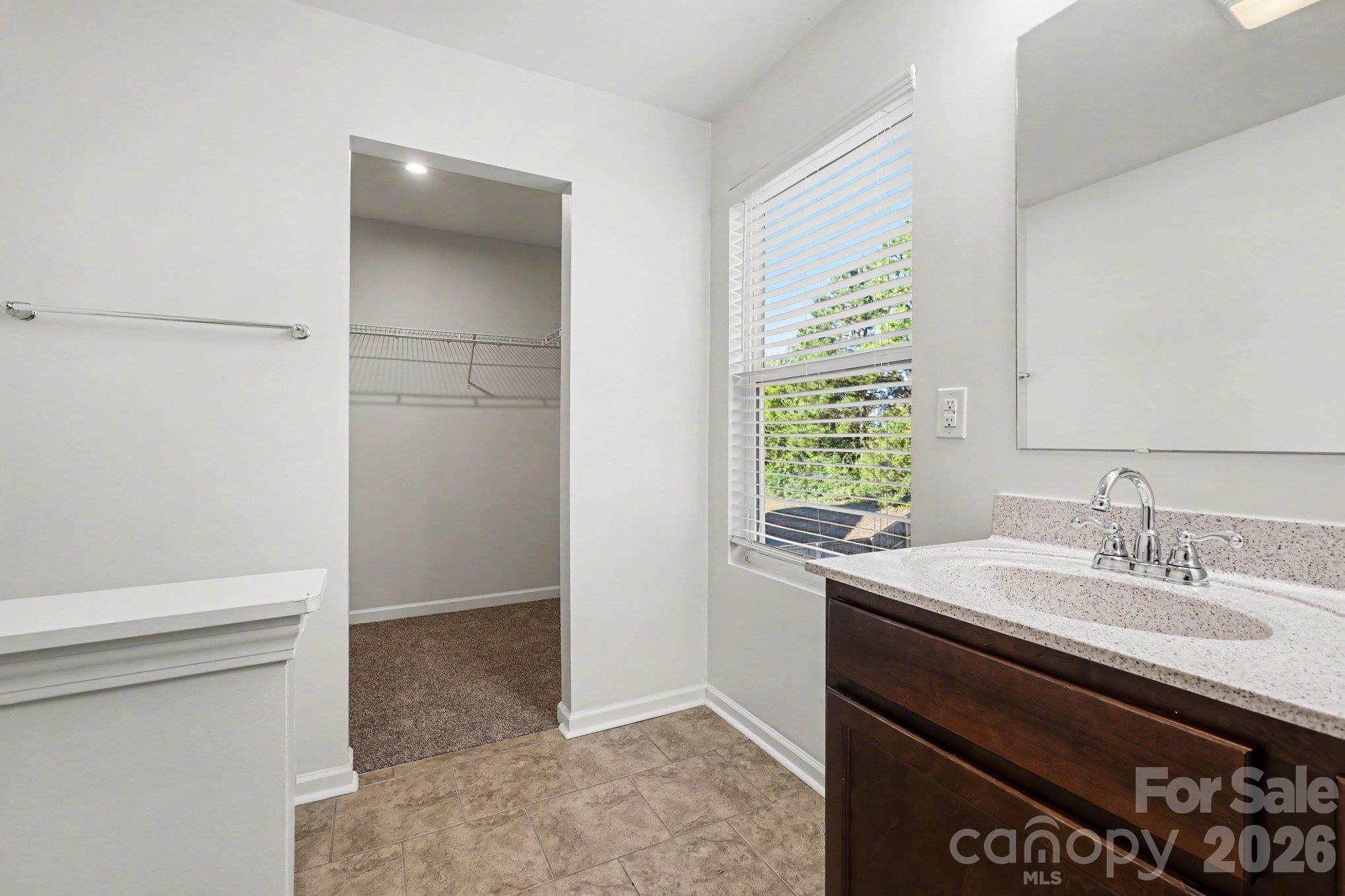 Single Family Residence at 229 Austen Lakes Drive, York, photo 7 of 19