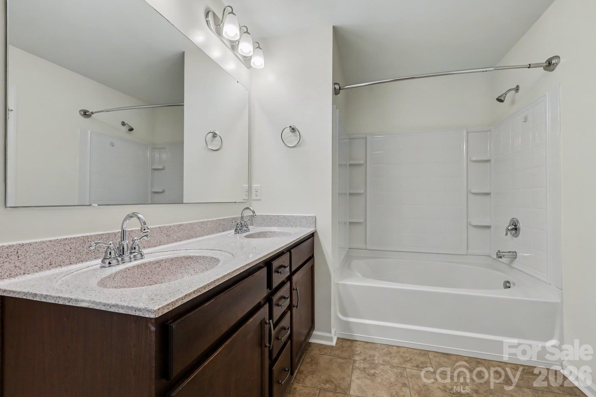 Single Family Residence at 229 Austen Lakes Drive, York, photo 9 of 19