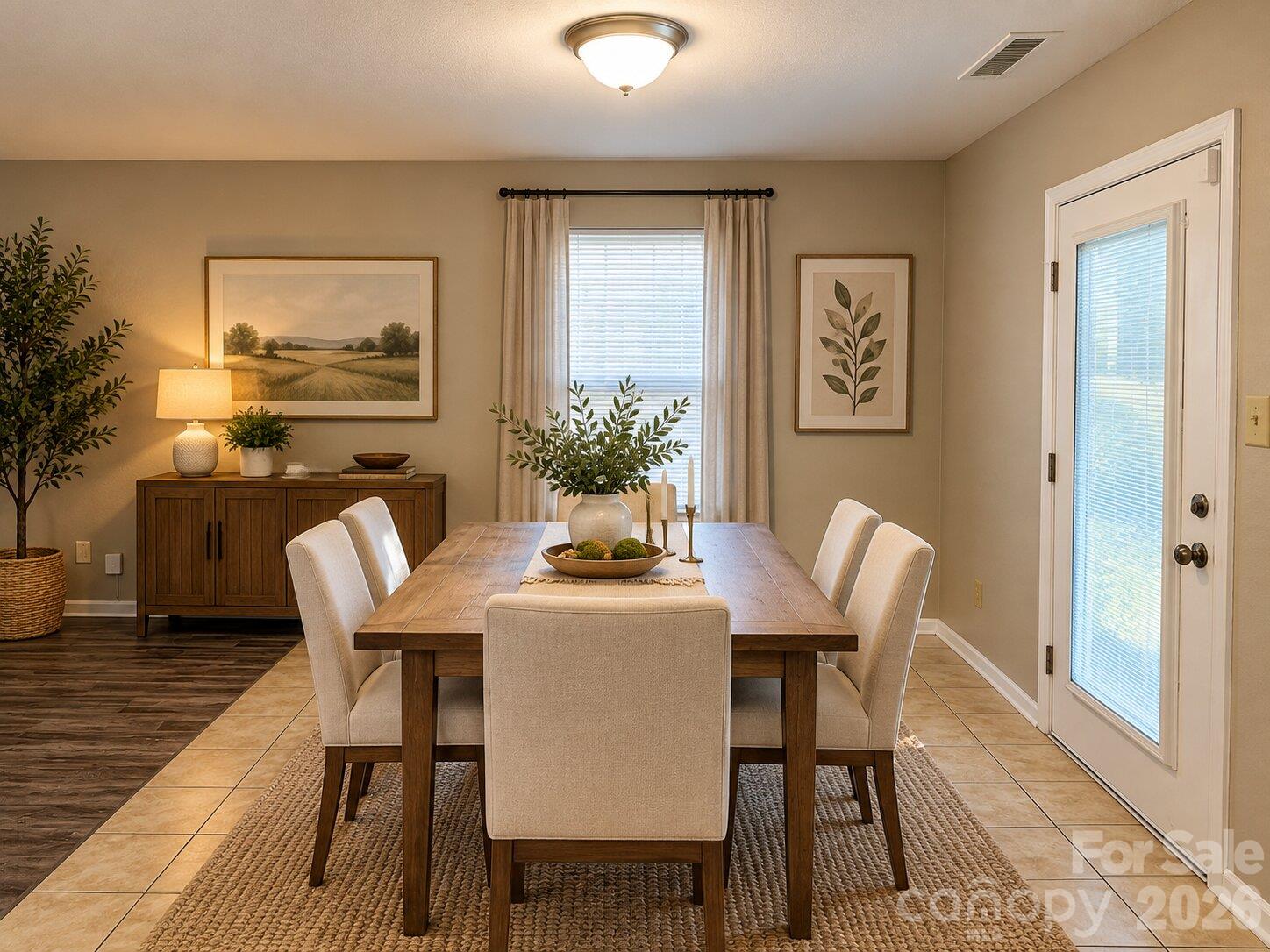 Single Family Residence at 1620 Lynford Drive, Charlotte, photo 4 of 14