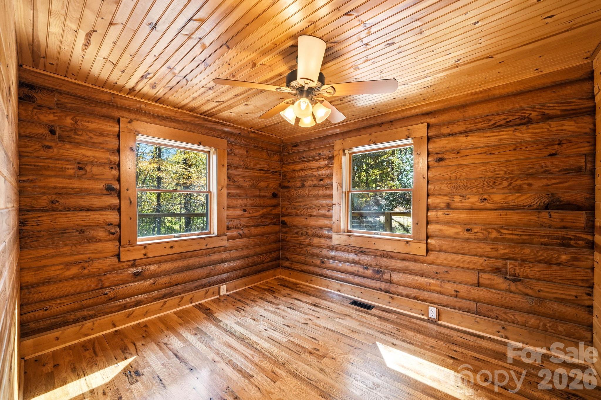 Single Family Residence at 37 White Pine Lane, Burnsville, photo 19 of 48