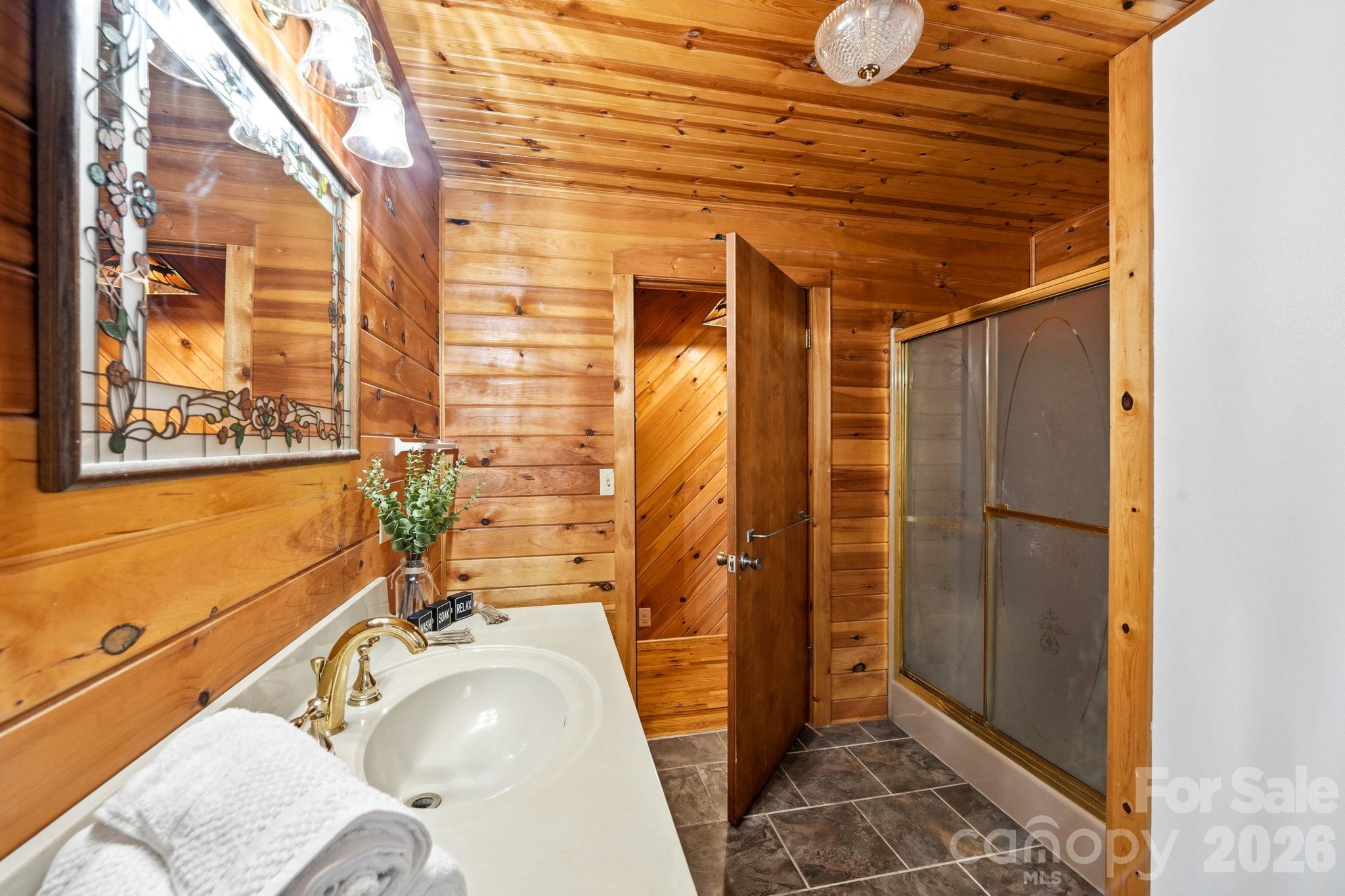 Single Family Residence at 37 White Pine Lane, Burnsville, photo 24 of 48