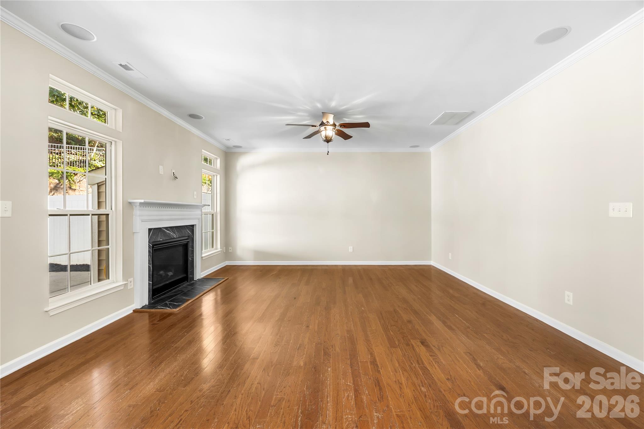 Hardwood floors and plenty of natural light - 156 N Arcadian Way, Mooresville