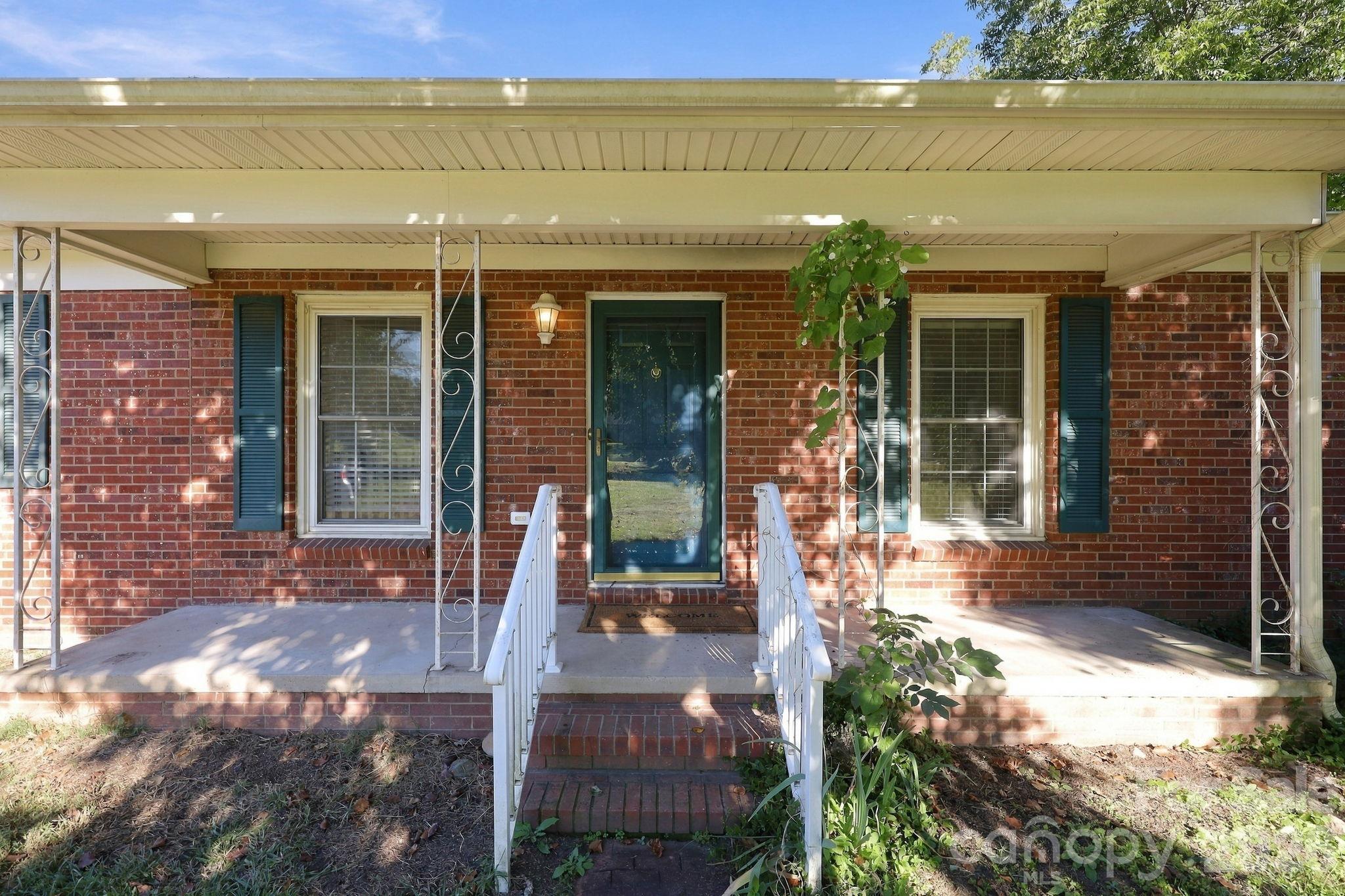 Front direct - 1140 Upper Palmer Road, Salisbury