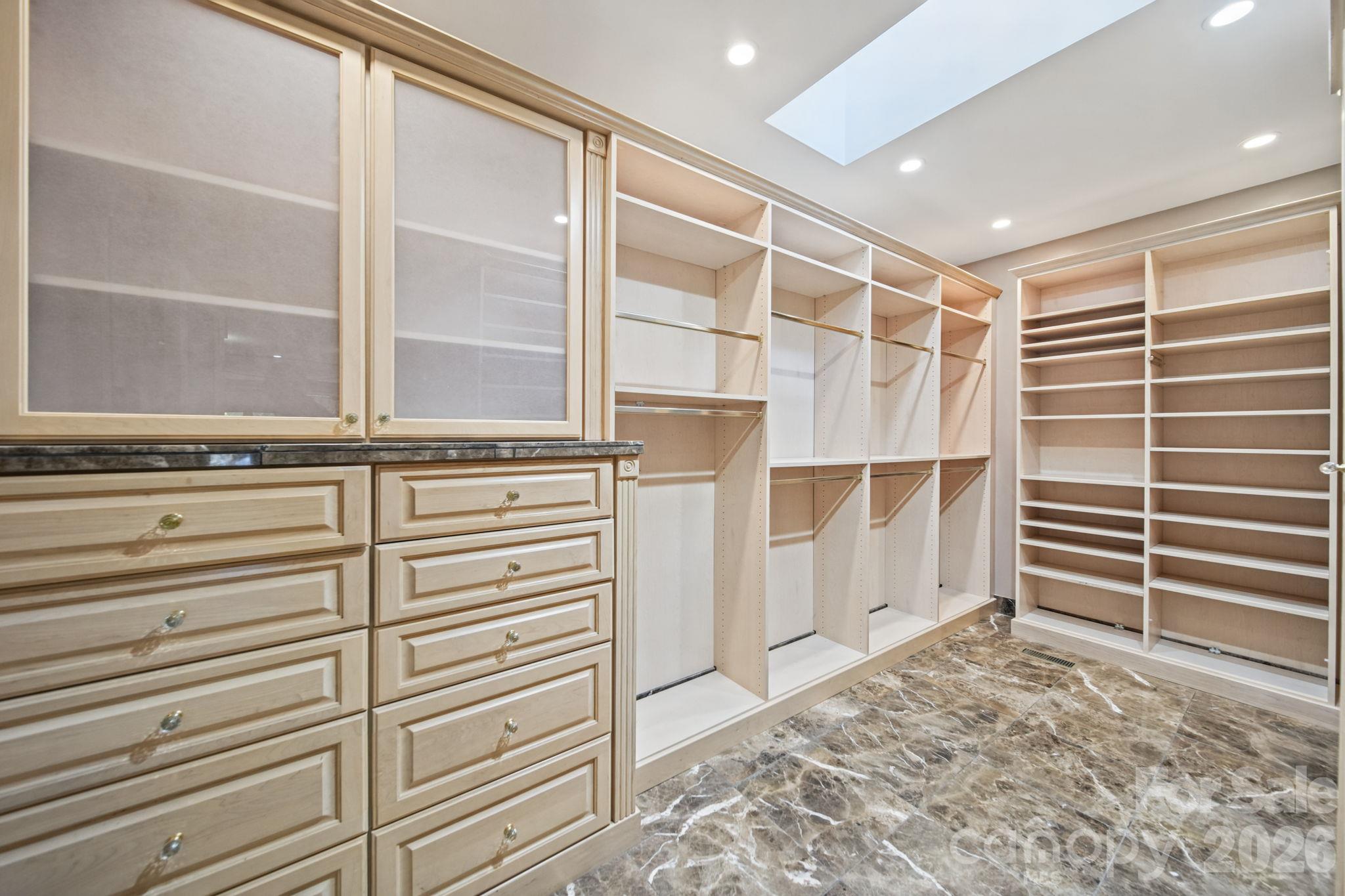 Single Family Residence at 6 Thornwood Court, Lake Wylie, photo 26 of 48
