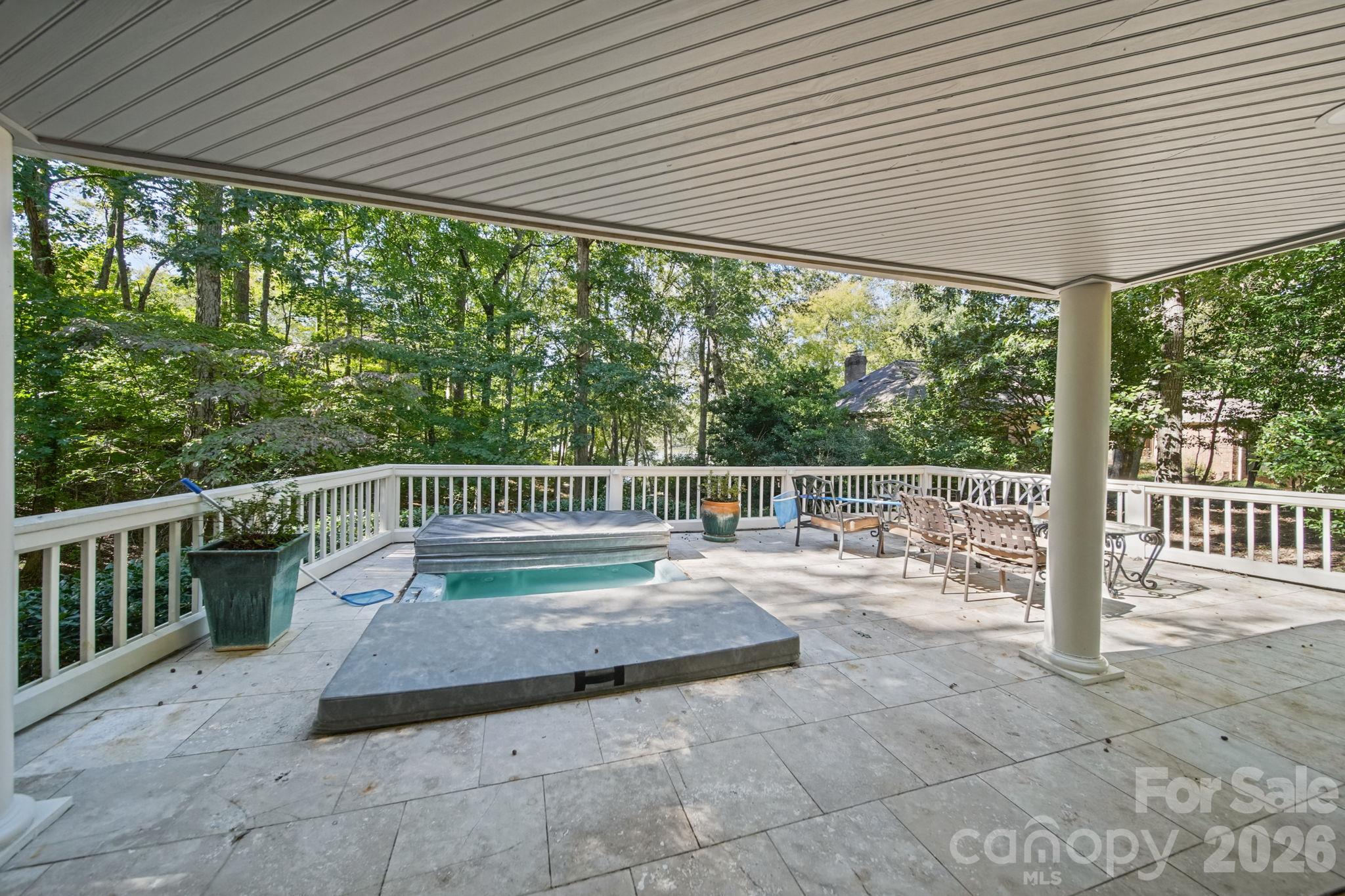 Single Family Residence at 6 Thornwood Court, Lake Wylie, photo 45 of 48