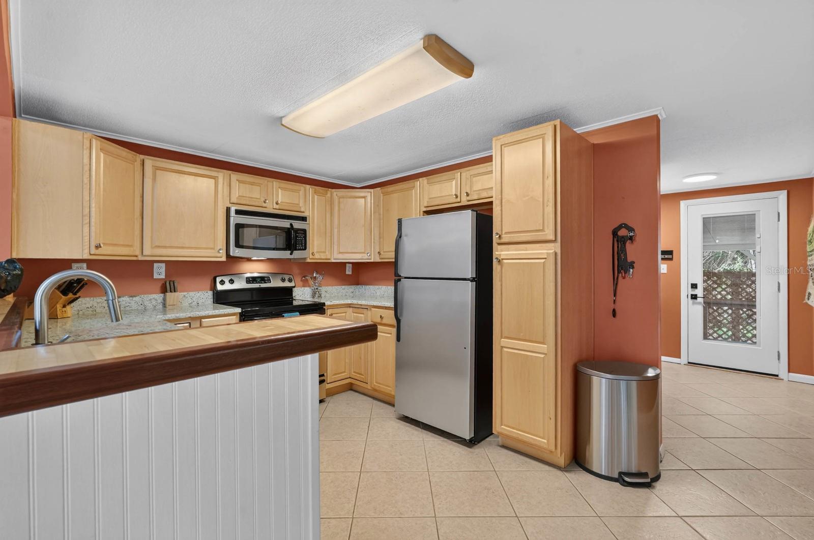 Manufactured Home at 200 HILDAGO RD, ST AUGUSTINE, photo 13 of 60