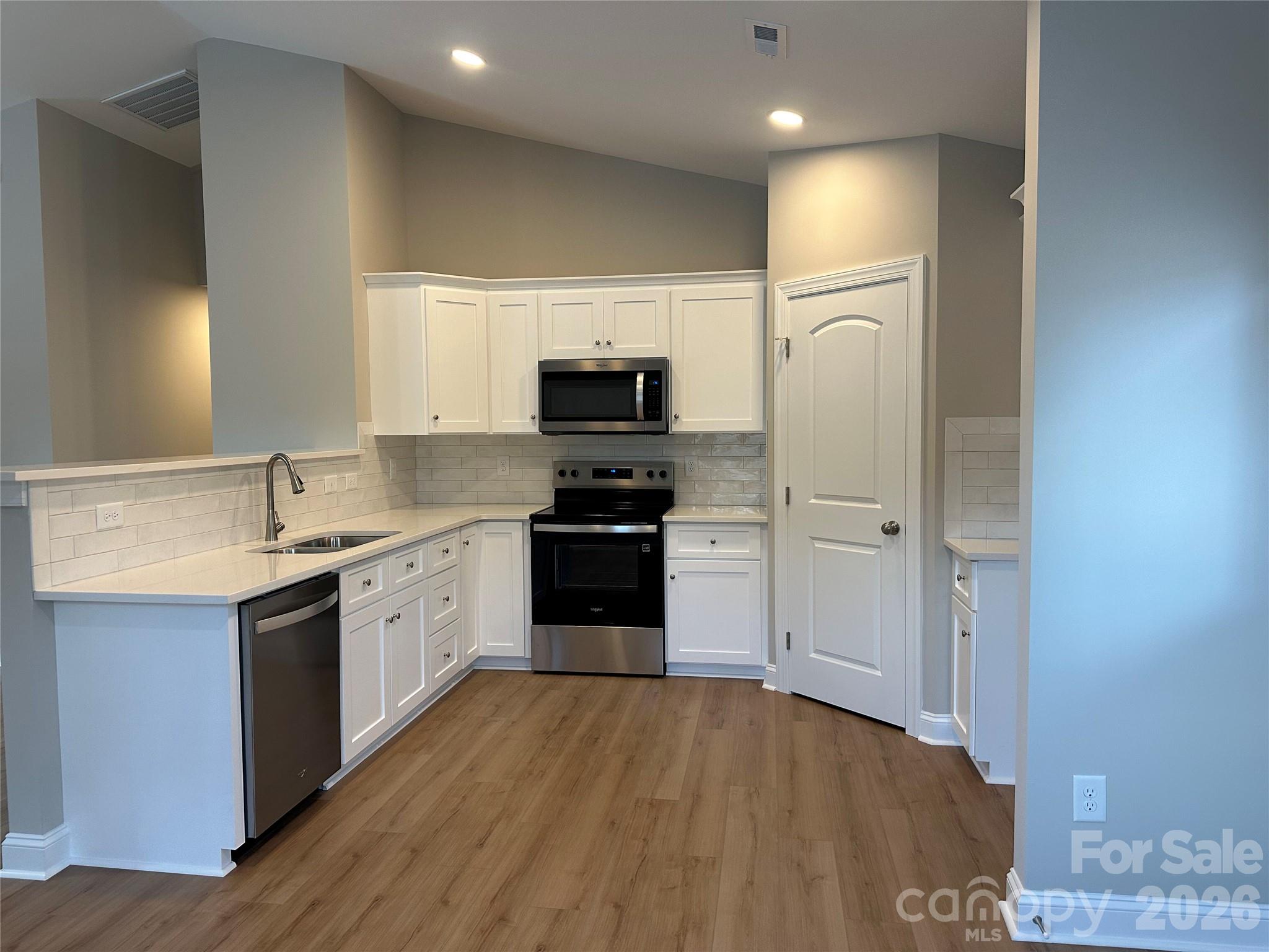 Single Family Residence at 469 Faith Drive, Concord, photo 3 of 9