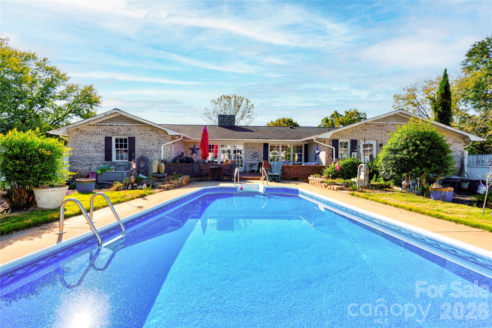 Pool & Back Yard - 111 Gordon Avenue, Shelby