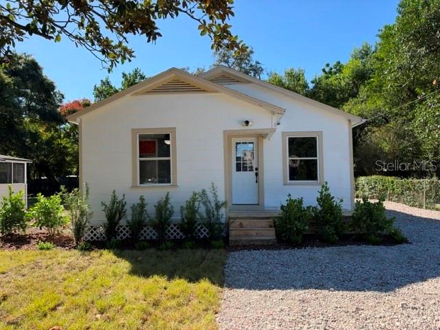 Duplex at 2500 RAEFORD RD, ORLANDO, photo 3 of 6