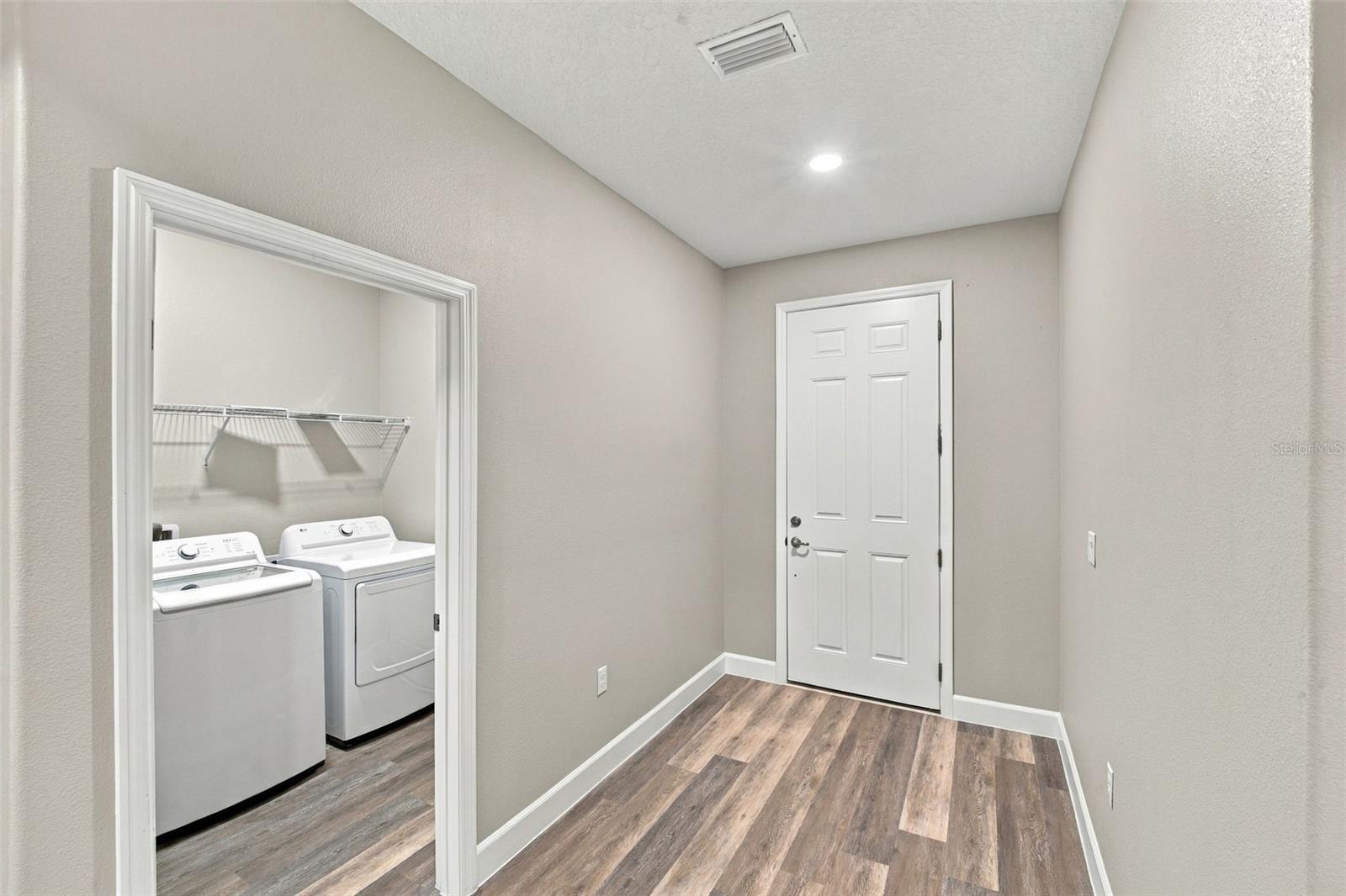 Single Family Residence at 109 MILLS ST, CRESCENT CITY, photo 29 of 49