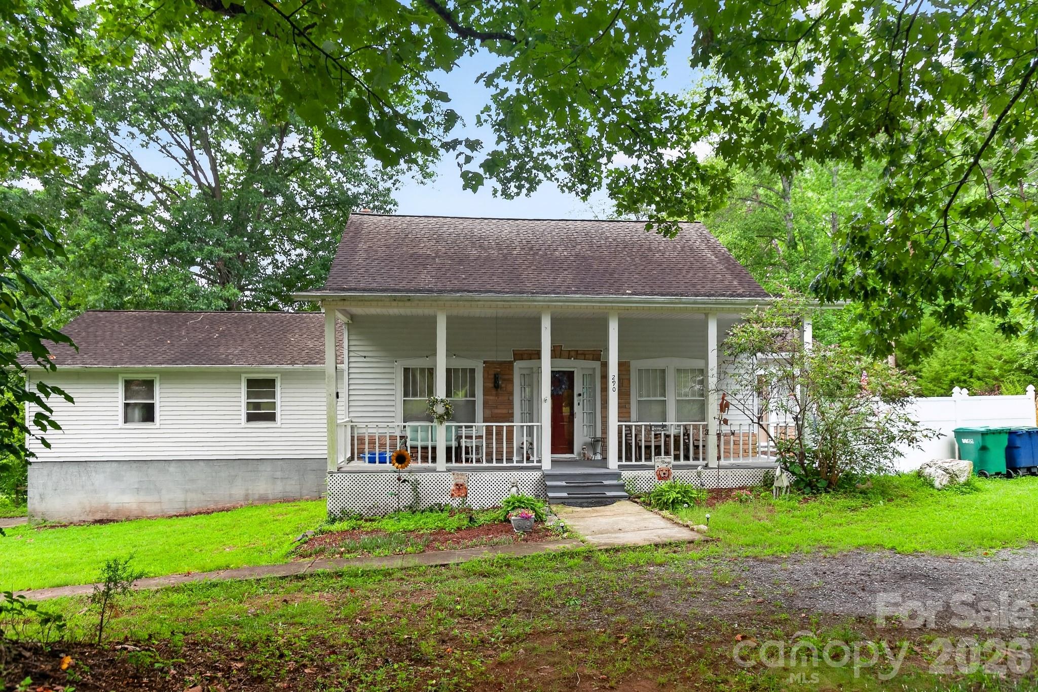 Single Family Residence at 290 Grady Road, Reidsville, photo 2 of 40