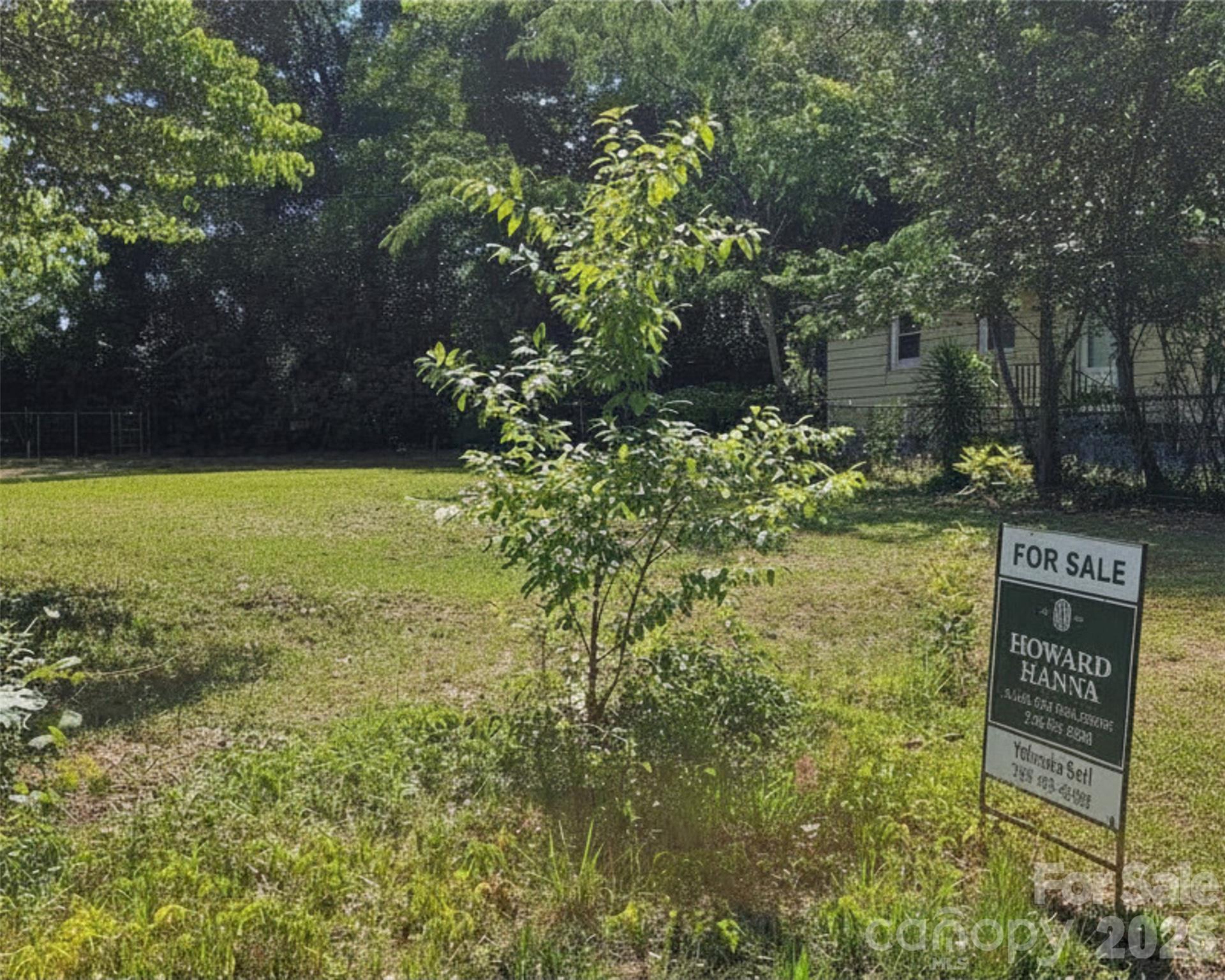 Lot at 1703 Newark Avenue, Fayetteville, photo 2 of 3