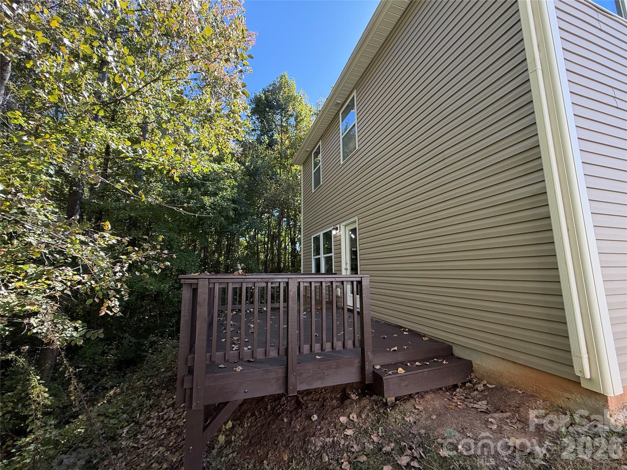 Single Family Residence at 7006 Wandering Creek Drive, Charlotte, photo 5 of 20