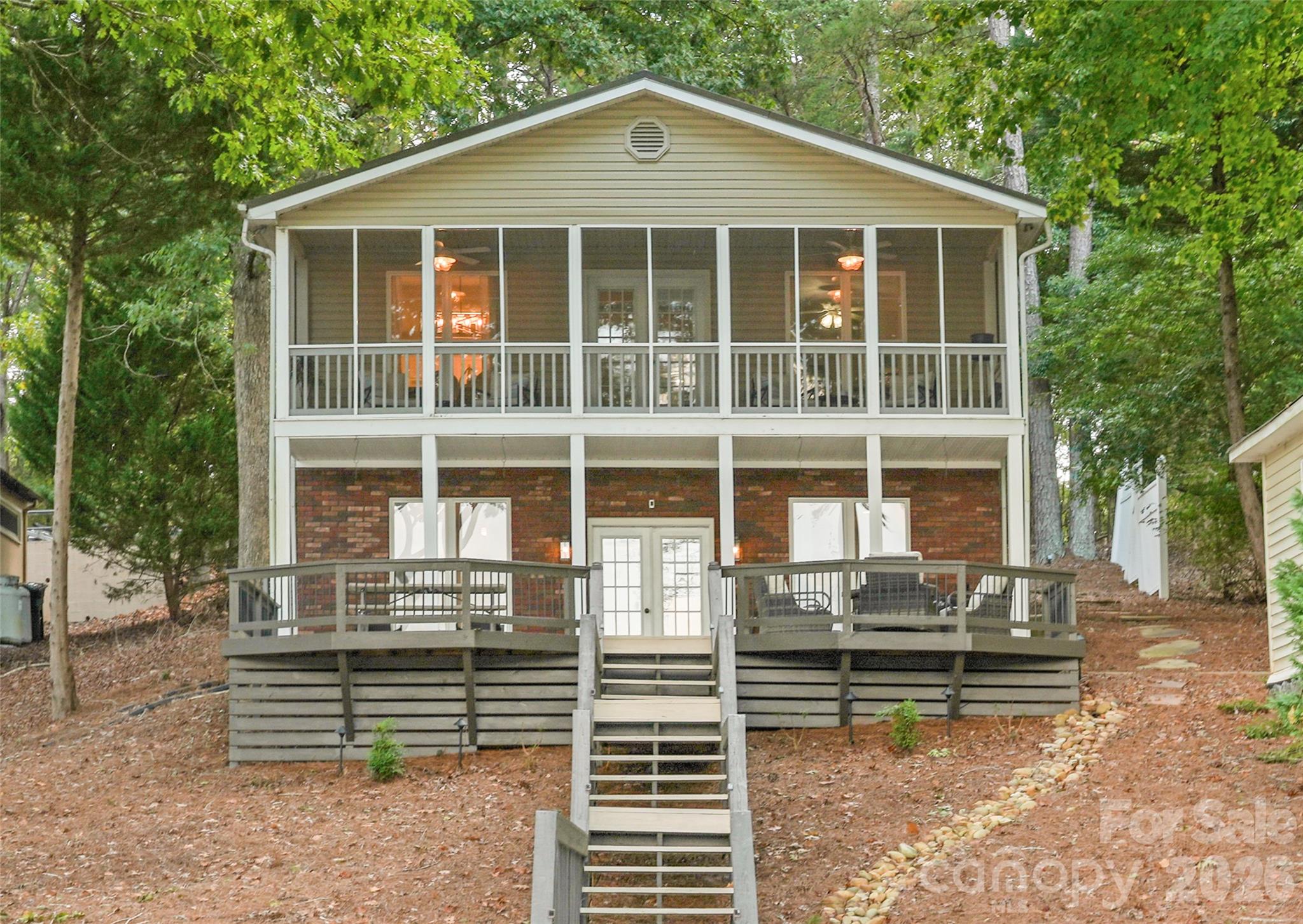 544 Deerfield Road