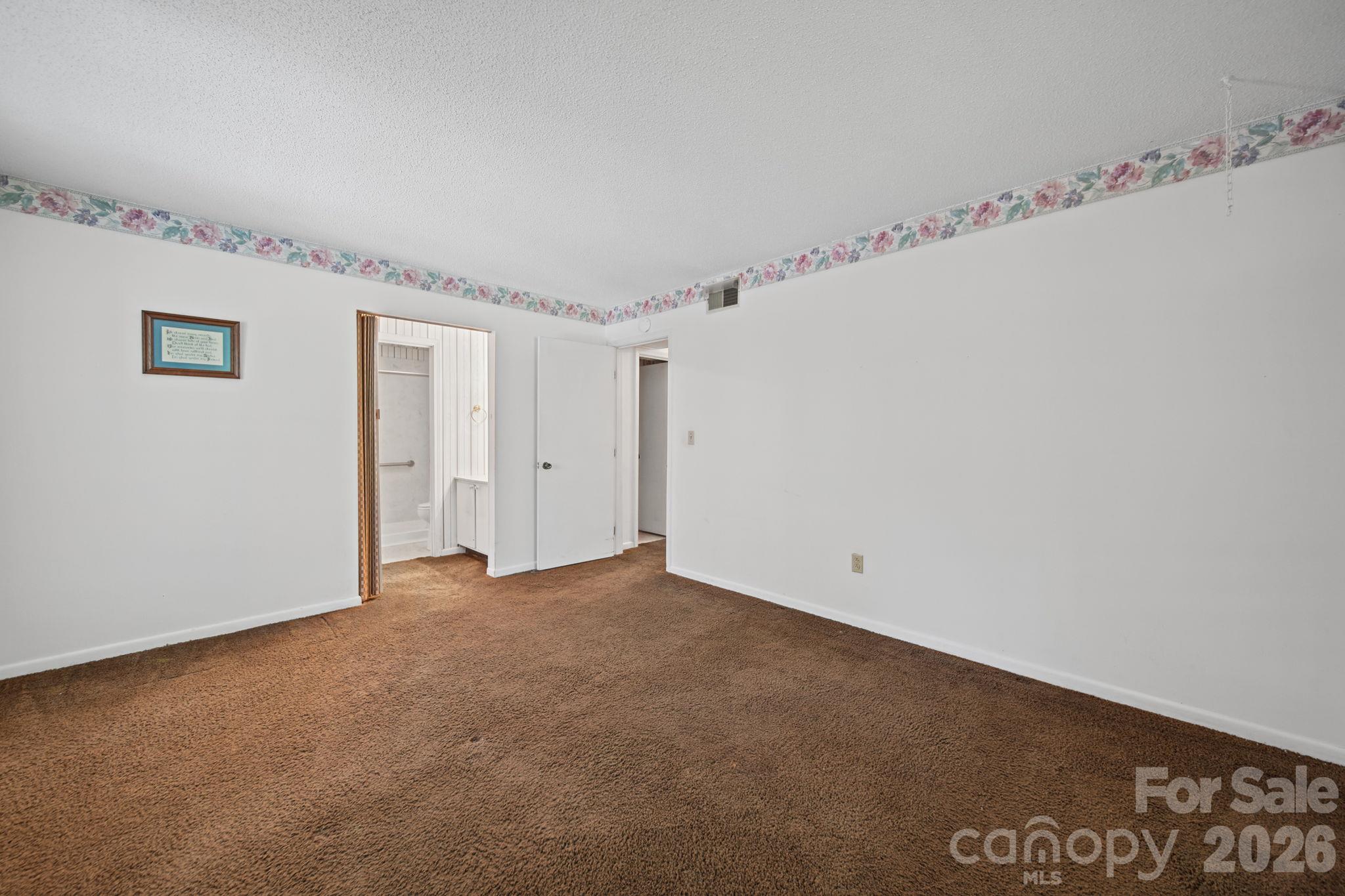 Condominium at 47 Edgewood Avenue, Concord, photo 18 of 38