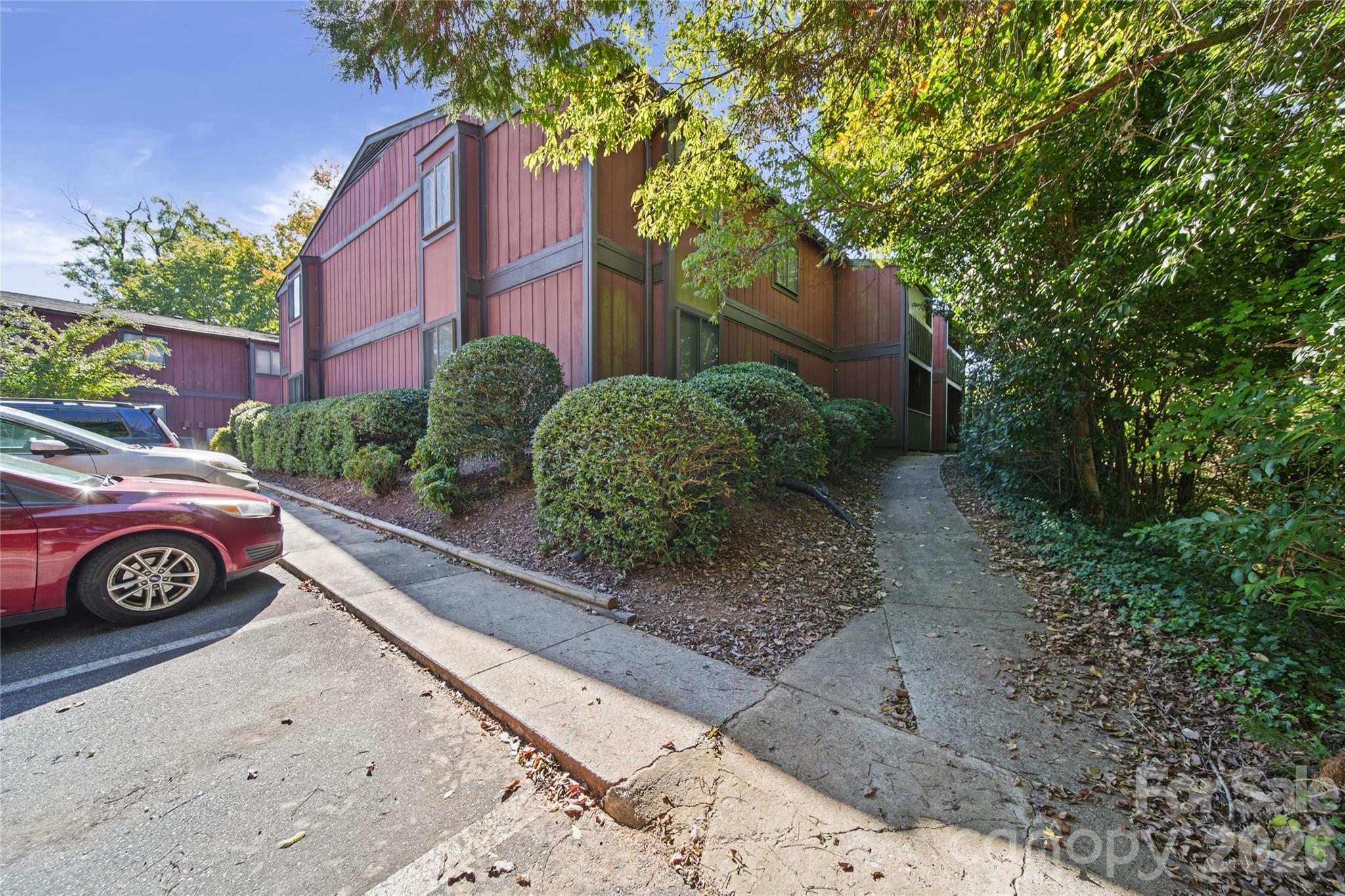 Condominium at 47 Edgewood Avenue, Concord, photo 27 of 38