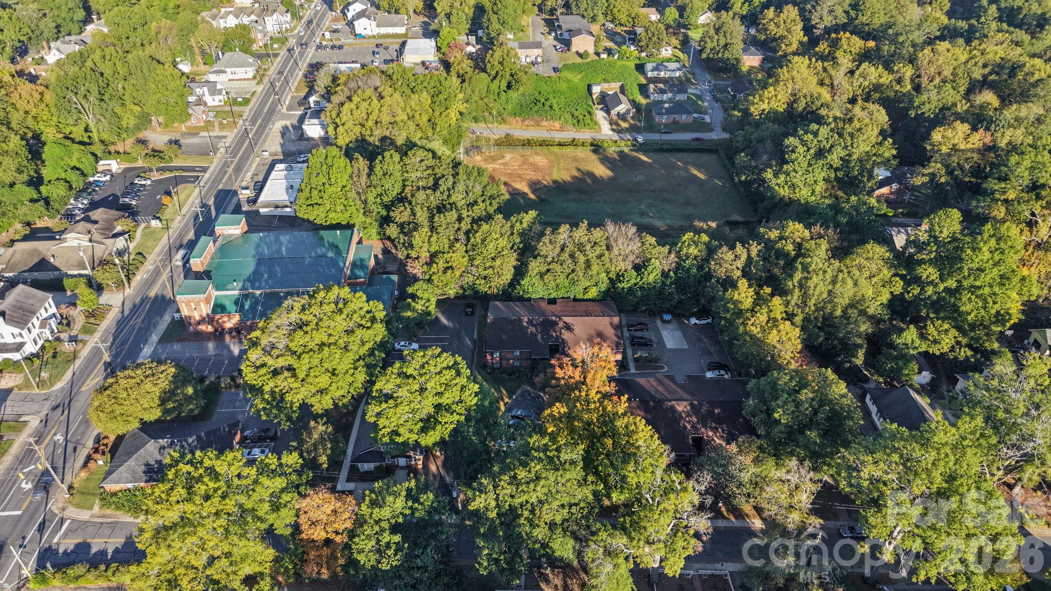Condominium at 47 Edgewood Avenue, Concord, photo 37 of 38