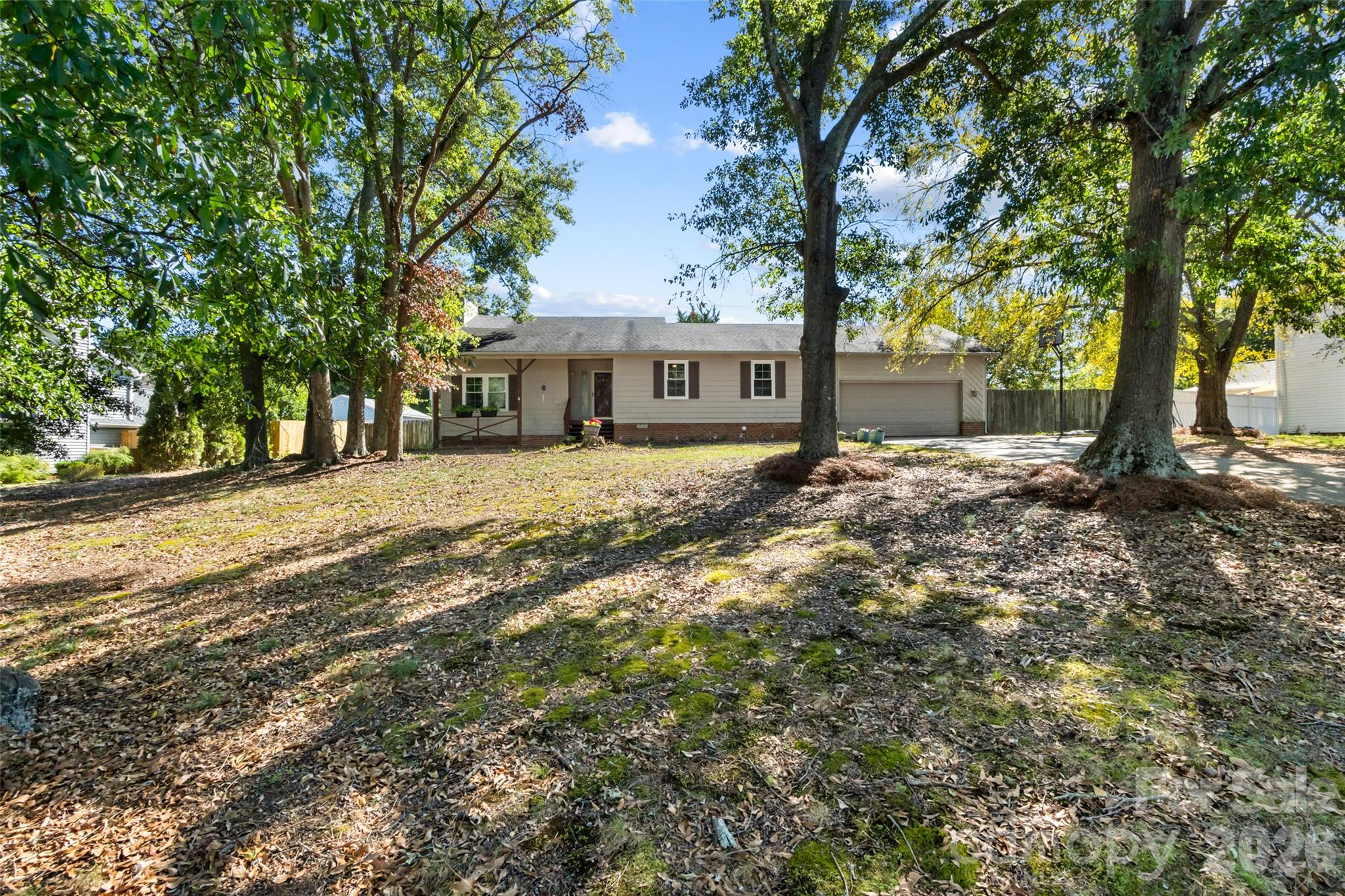 Single Family Residence at 1655 Brook Drive, Fort Mill, photo 29 of 32
