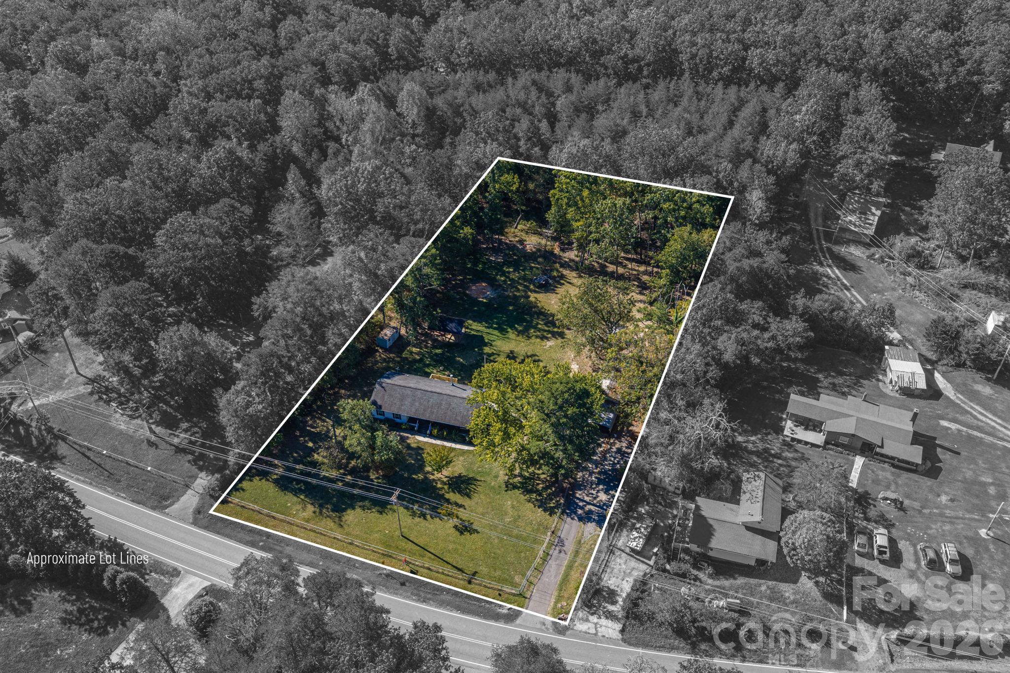 Single Family Residence at 417 Pinnacle Road, Kings Mountain, photo 22 of 43