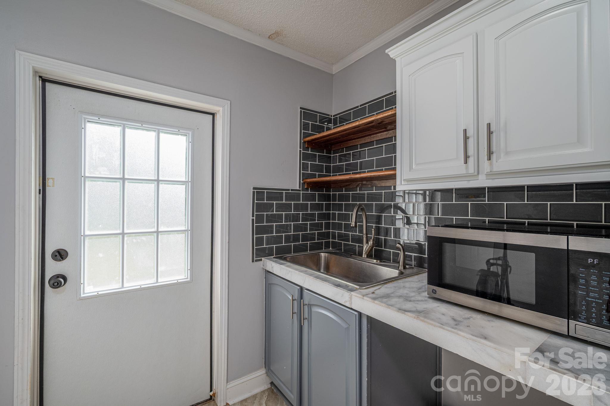 Single Family Residence at 417 Pinnacle Road, Kings Mountain, photo 24 of 43