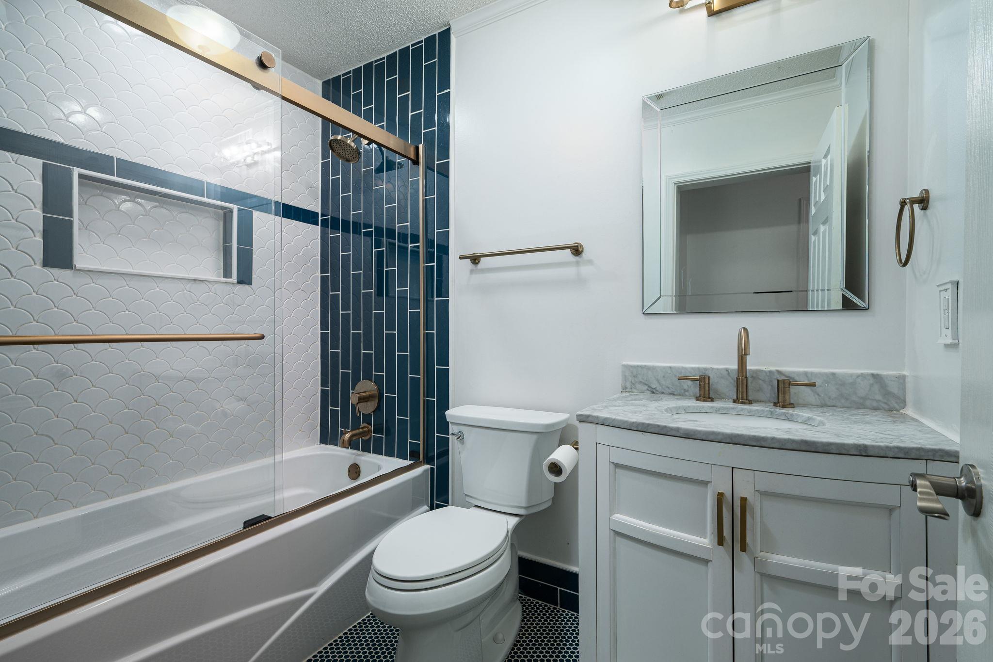 Single Family Residence at 417 Pinnacle Road, Kings Mountain, photo 25 of 43
