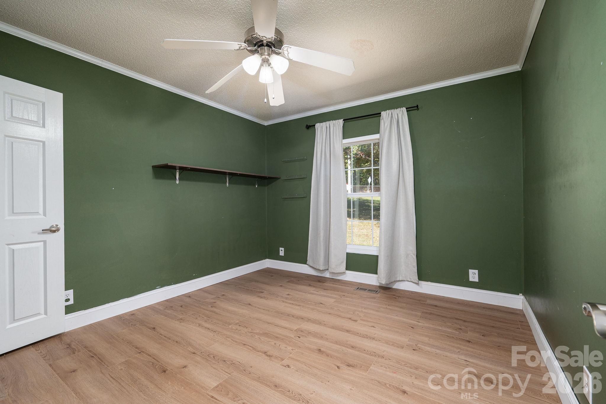 Single Family Residence at 417 Pinnacle Road, Kings Mountain, photo 28 of 43