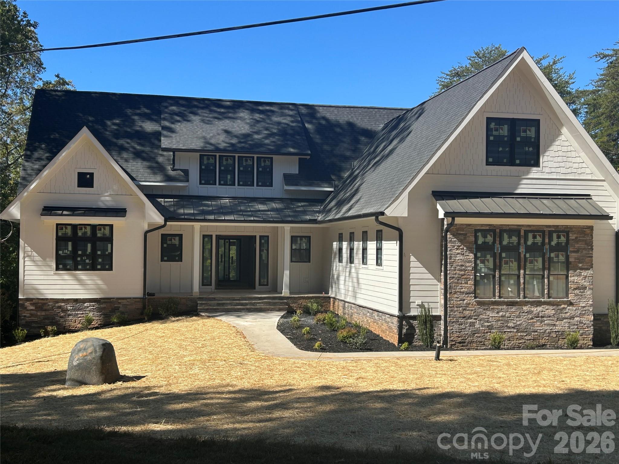 Single Family Residence at 541 Kemp Road, Mooresville, photo 4 of 12