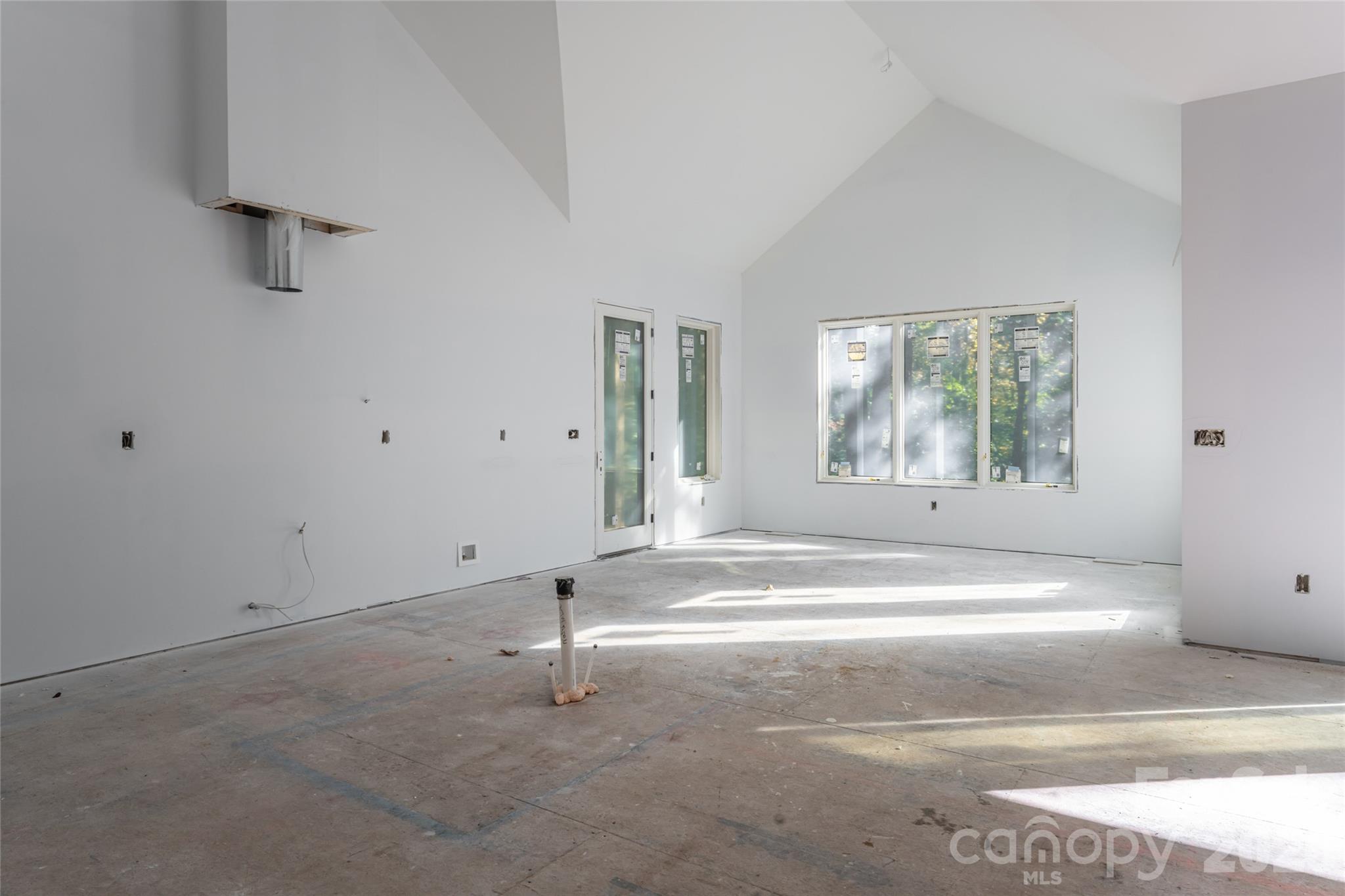 Kitchen view looking out towards dining room - 200 Bent Pine Trace, Hendersonville