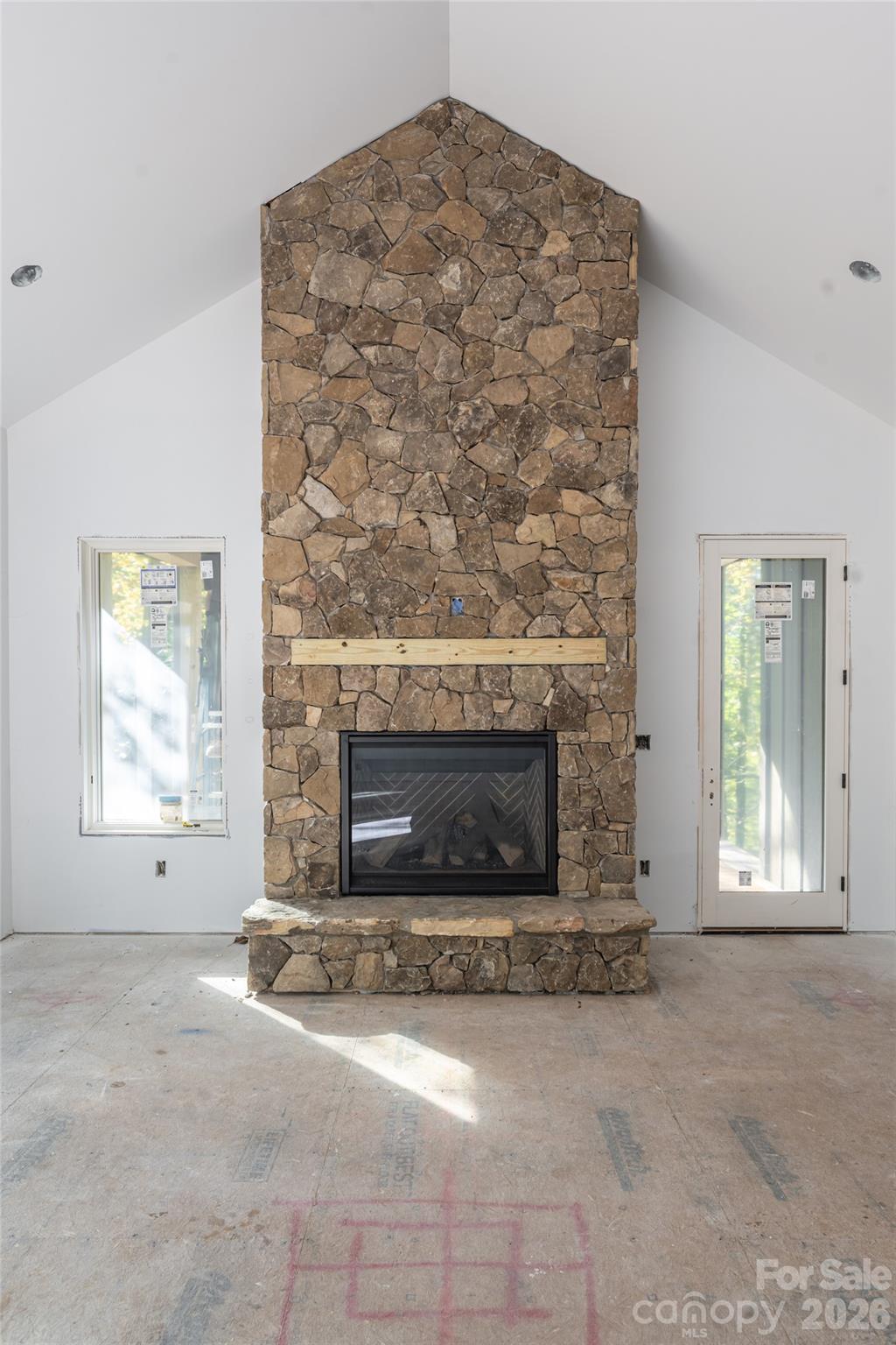 Gas fireplace in living room - 200 Bent Pine Trace, Hendersonville