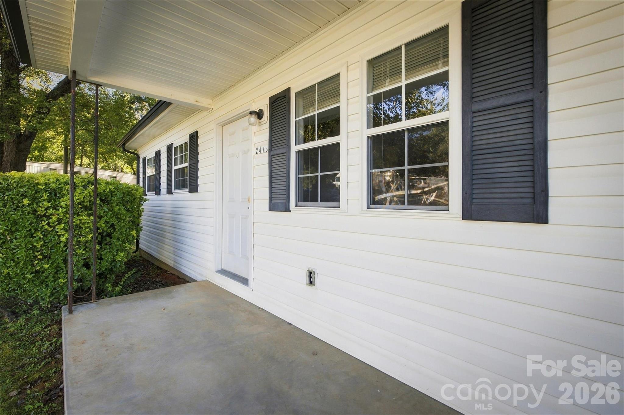Single Family Residence at 2476 Watts Street, Morganton, photo 4 of 20