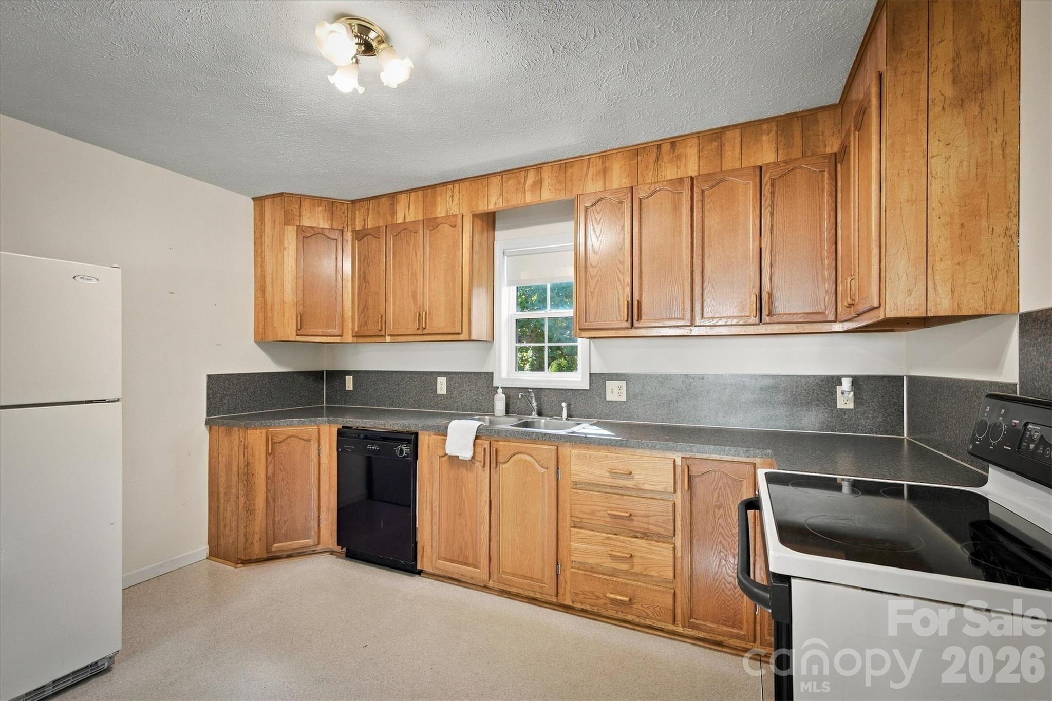 Kitchen - 2476 Watts Street, Morganton