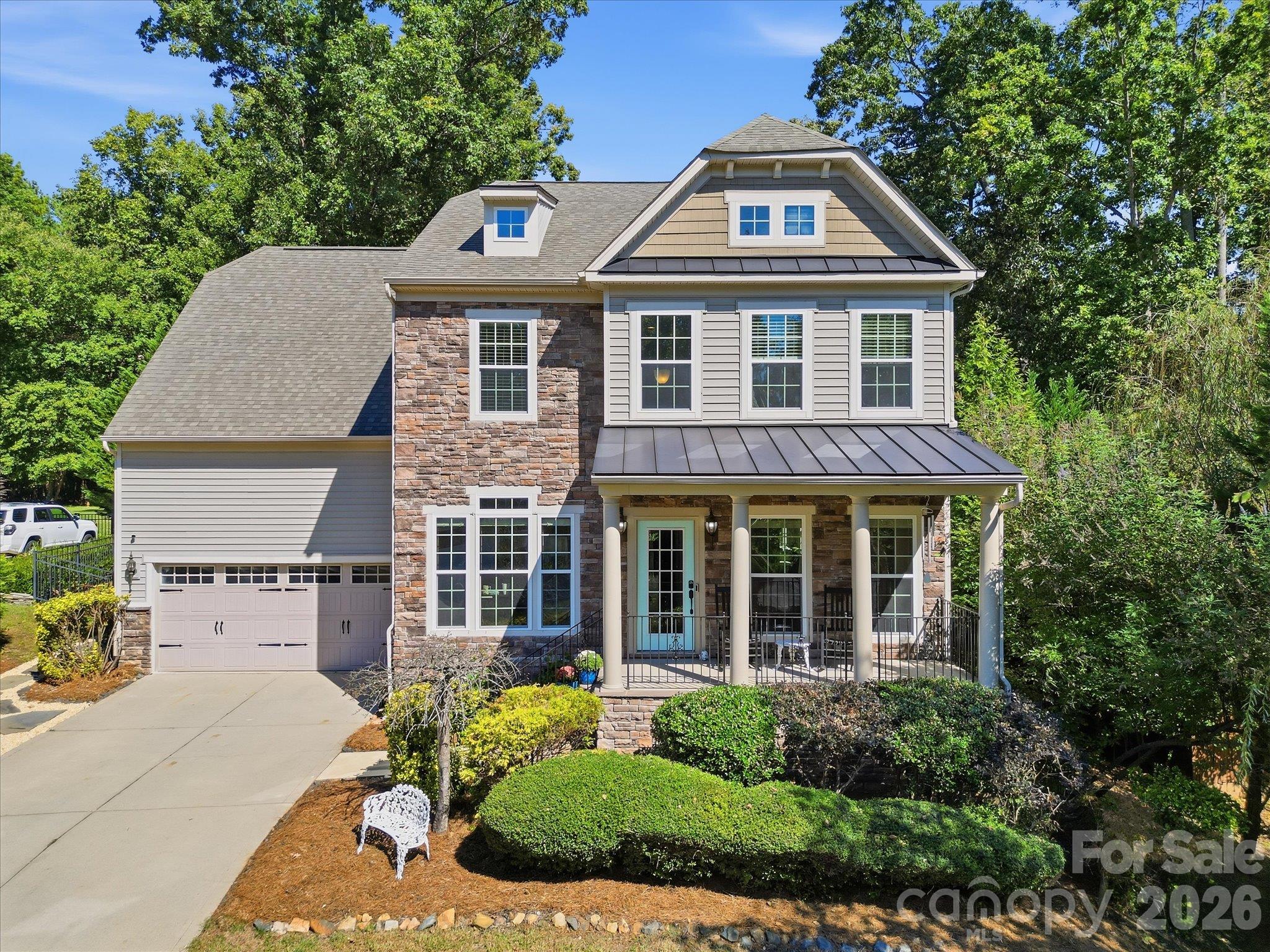 Single Family Residence at 446 Leaf Arbor Court, Lake Wylie