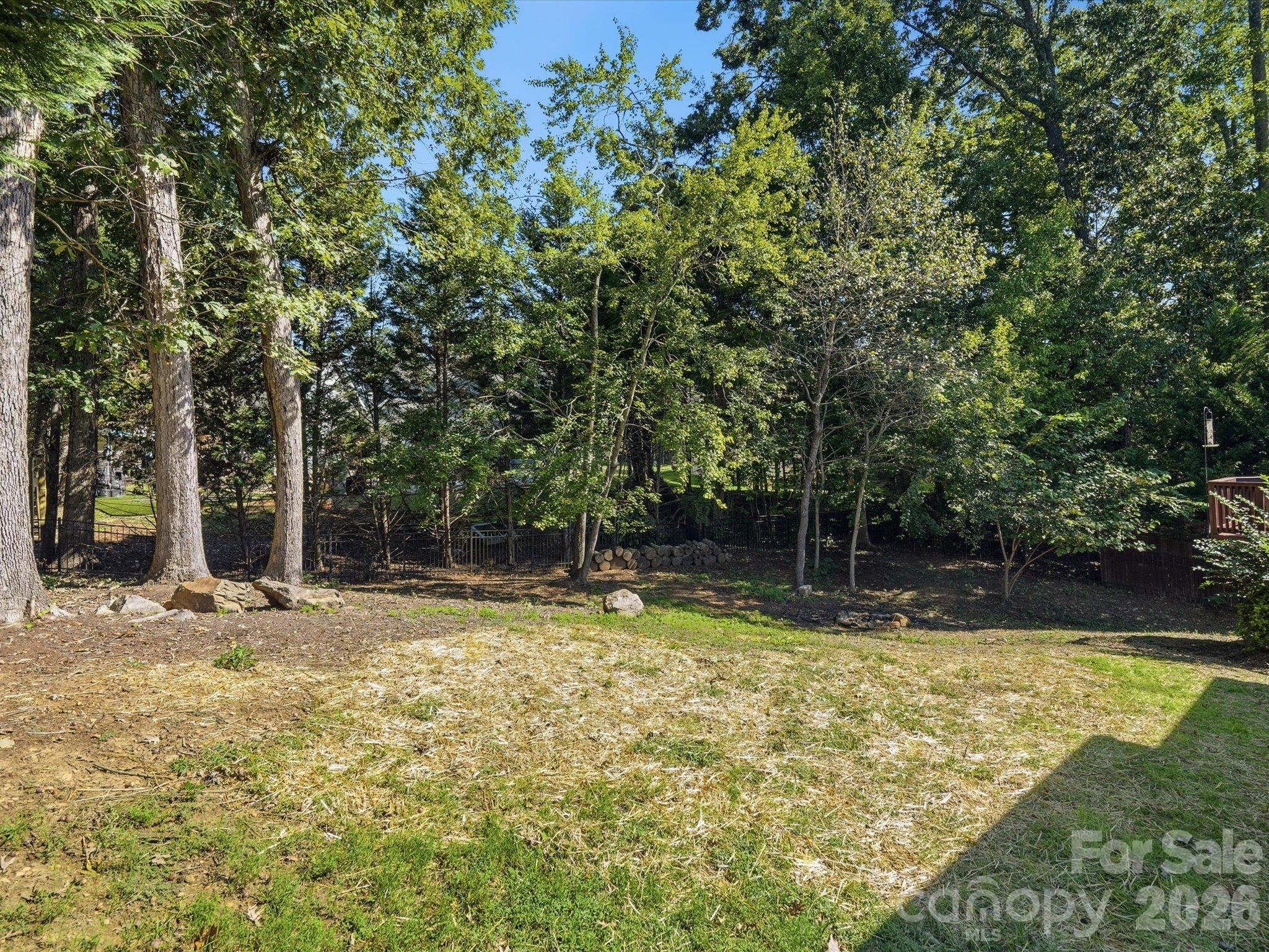 Single Family Residence at 446 Leaf Arbor Court, Lake Wylie, photo 41 of 48