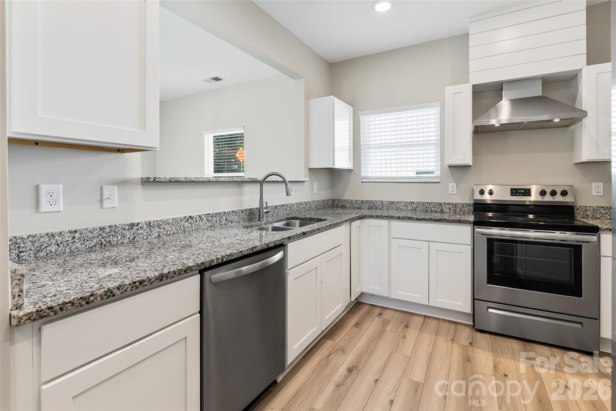 Single Family Residence at 1646 Main Street W, Rock Hill, photo 11 of 35