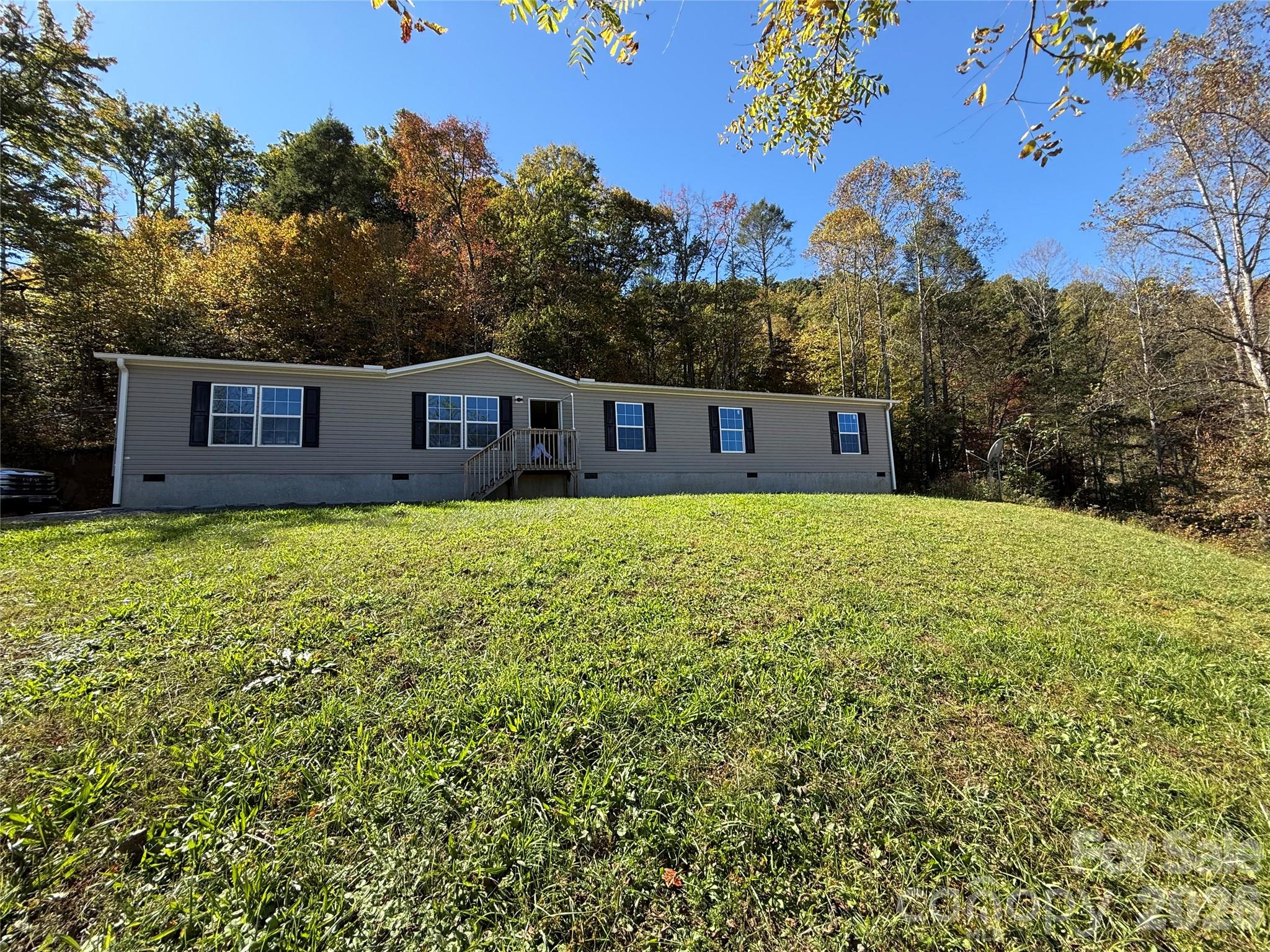 Single Family Residence at 574 Hodges Creek Drive, Old Fort, photo 4 of 27