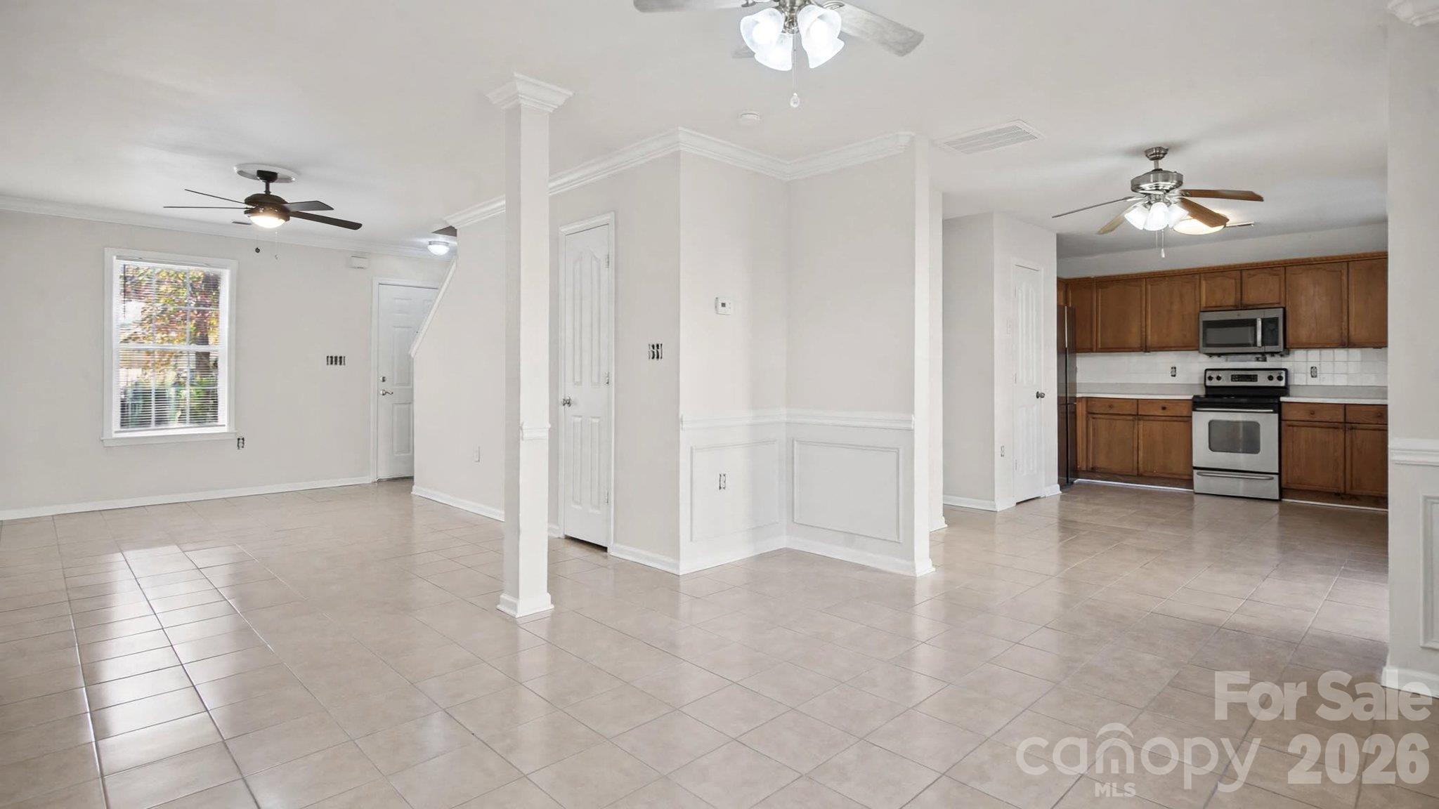 Single Family Residence at 5019 Patricia Ann Lane, Charlotte, photo 6 of 32