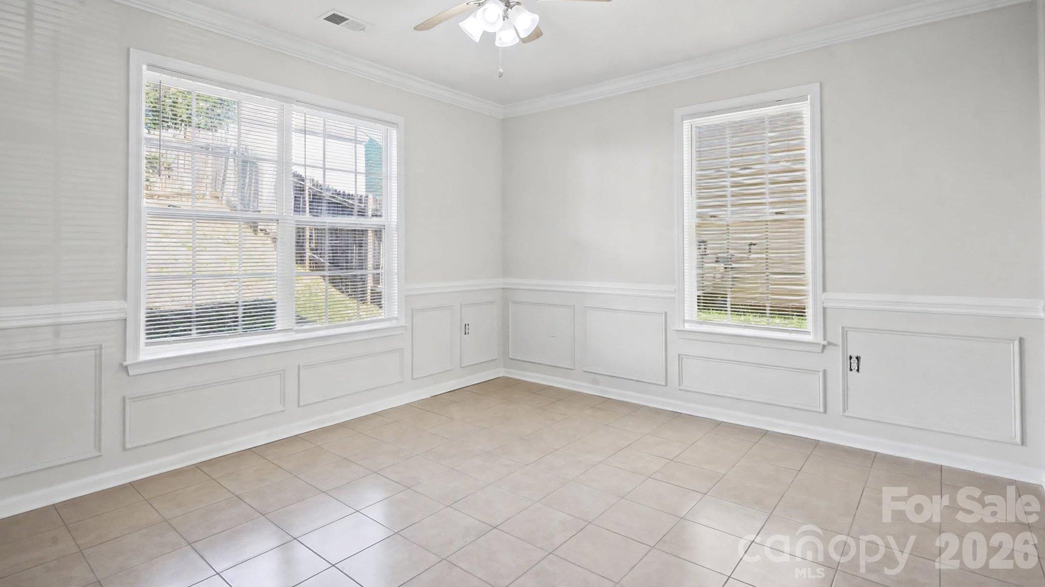 Single Family Residence at 5019 Patricia Ann Lane, Charlotte, photo 10 of 32