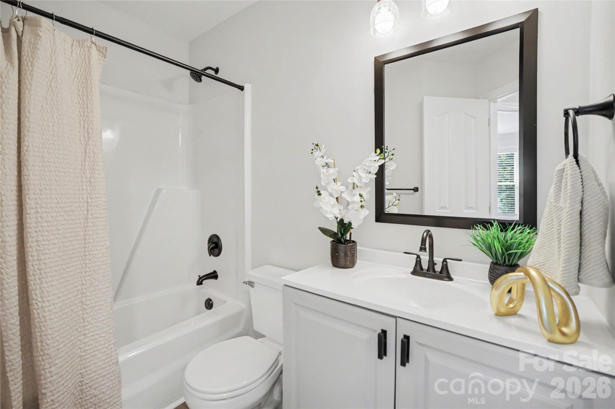 Upstairs Shared Bathroom - 9732 Whitewood Trail, Charlotte
