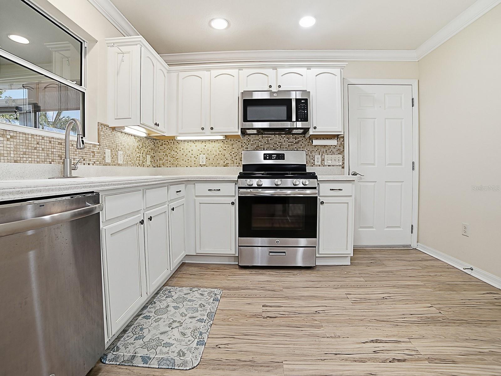 Single Family Residence at 299 MERCER WAY, THE VILLAGES, photo 5 of 22